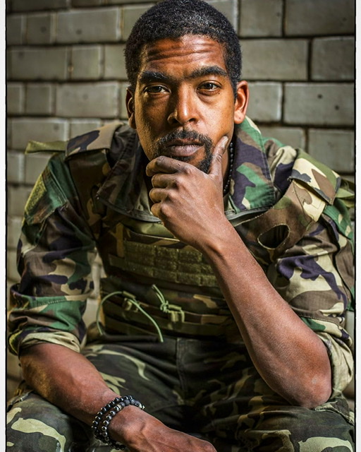 actor Daniel Joseph Woolf large photo