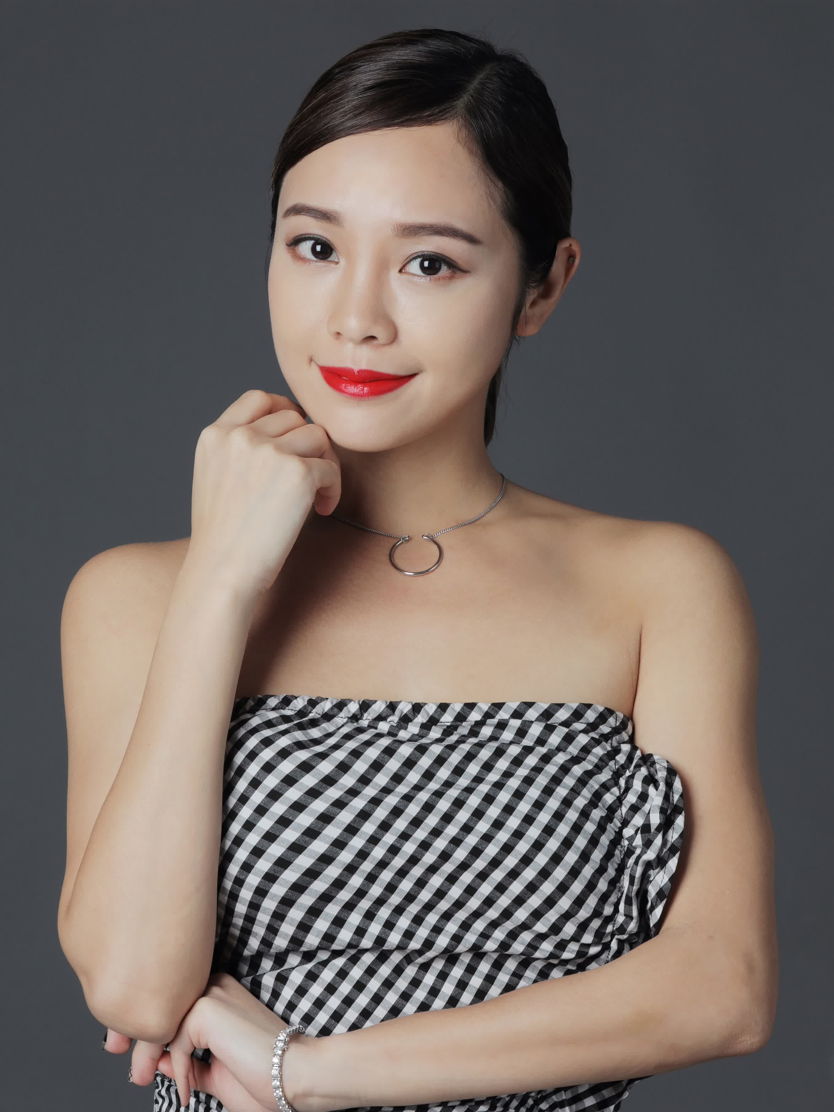 actor Apple Chan large photo