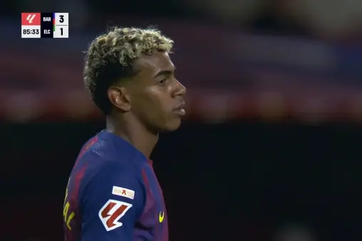 [Highlights] Yamal's chipped through ball, Lewandowski's tricky moves in the box, shot blocked