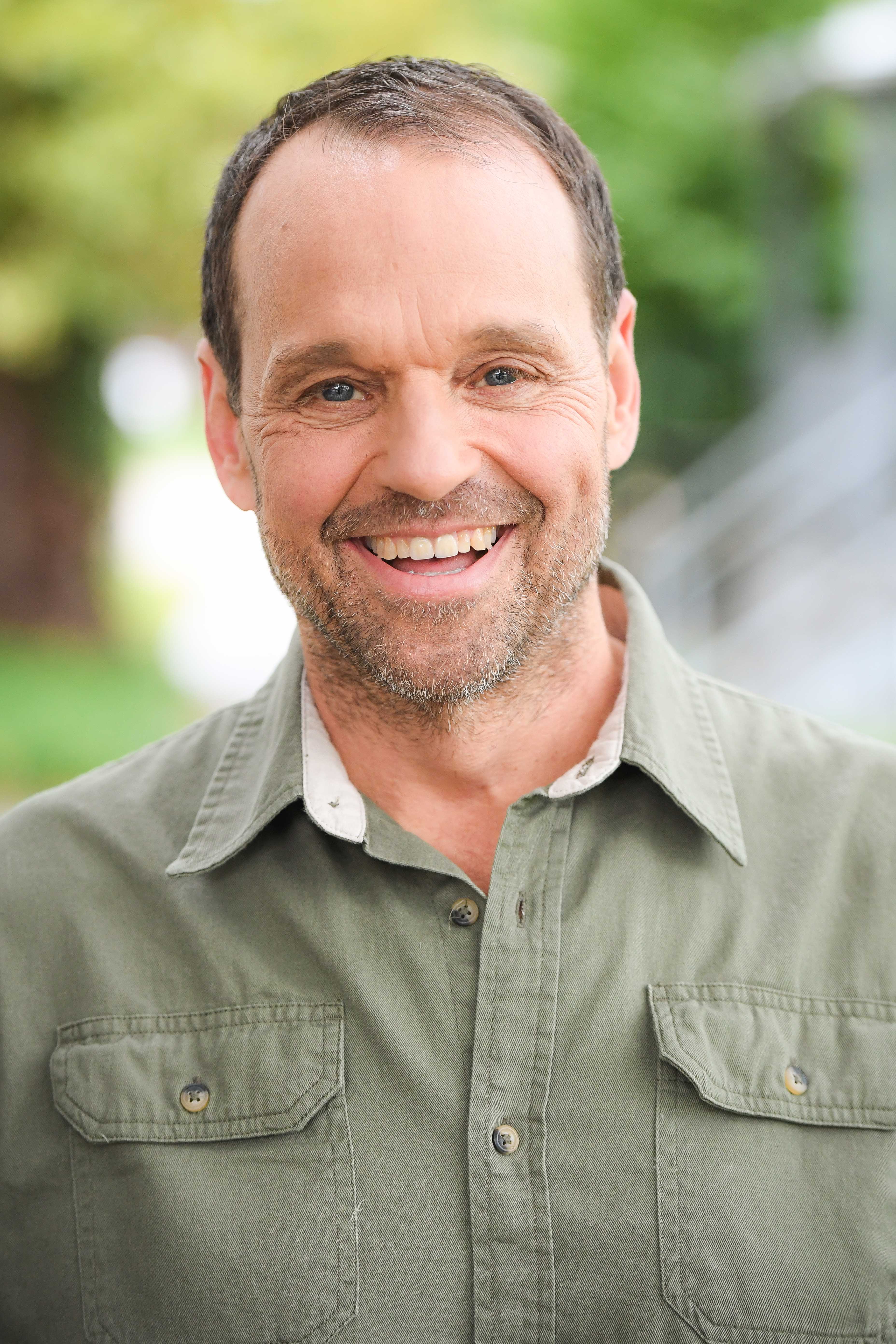 actor Danny Bass large photo