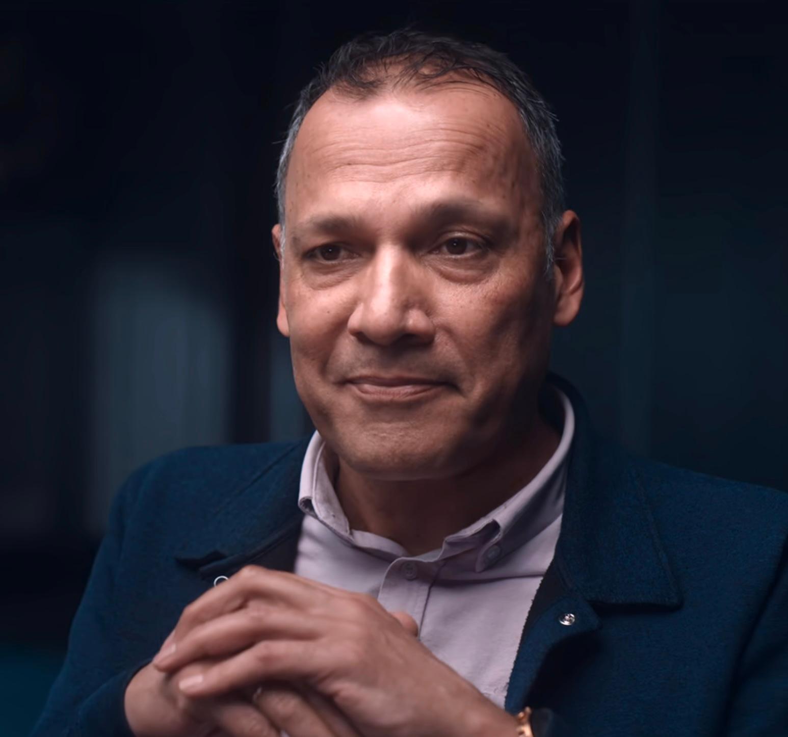 actor Gilbert Sewnandan large photo