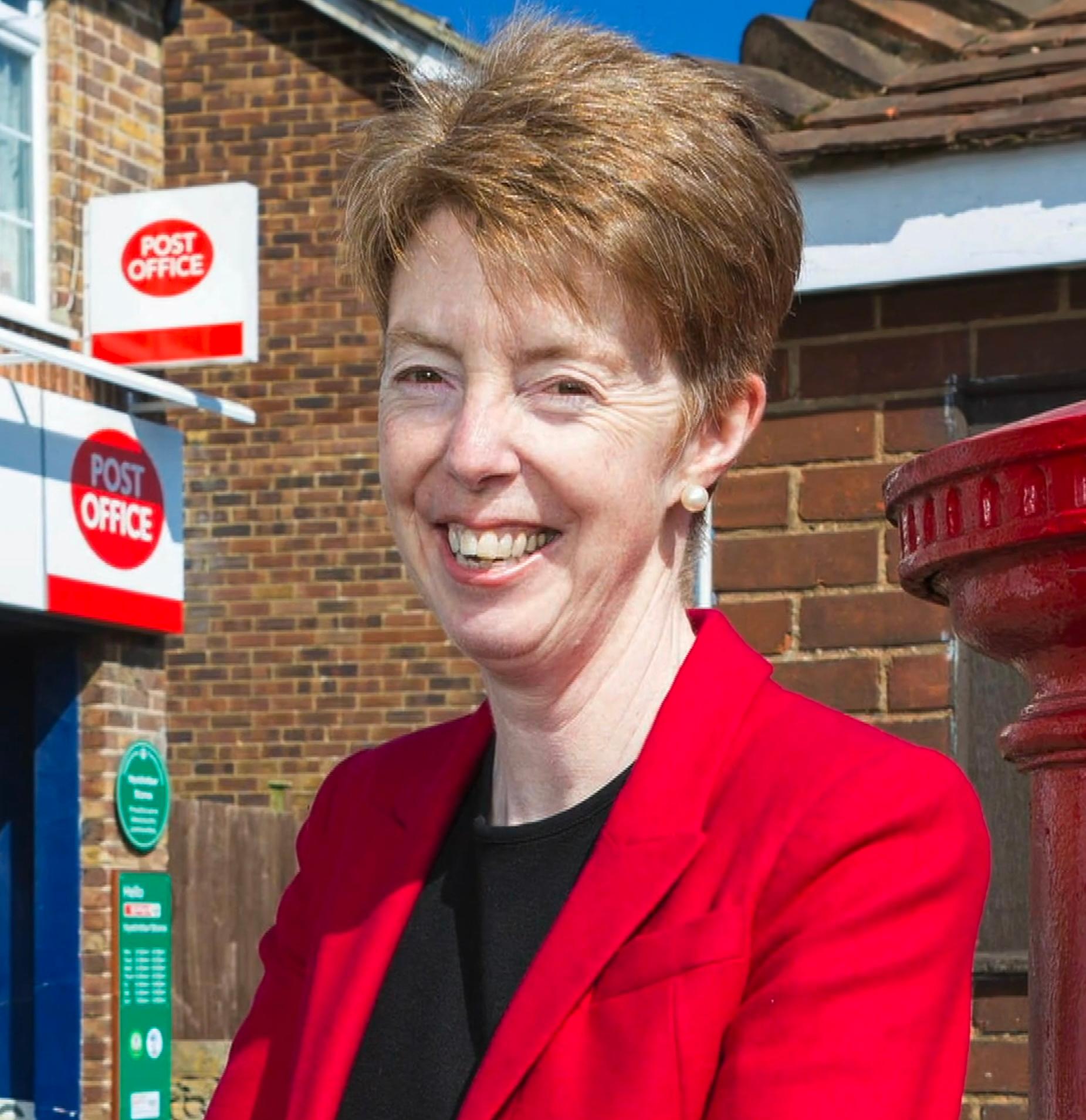 actor Paula Vennells large photo