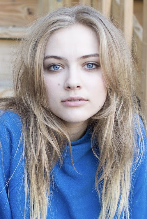 actor Zoe Fay Murphy large photo