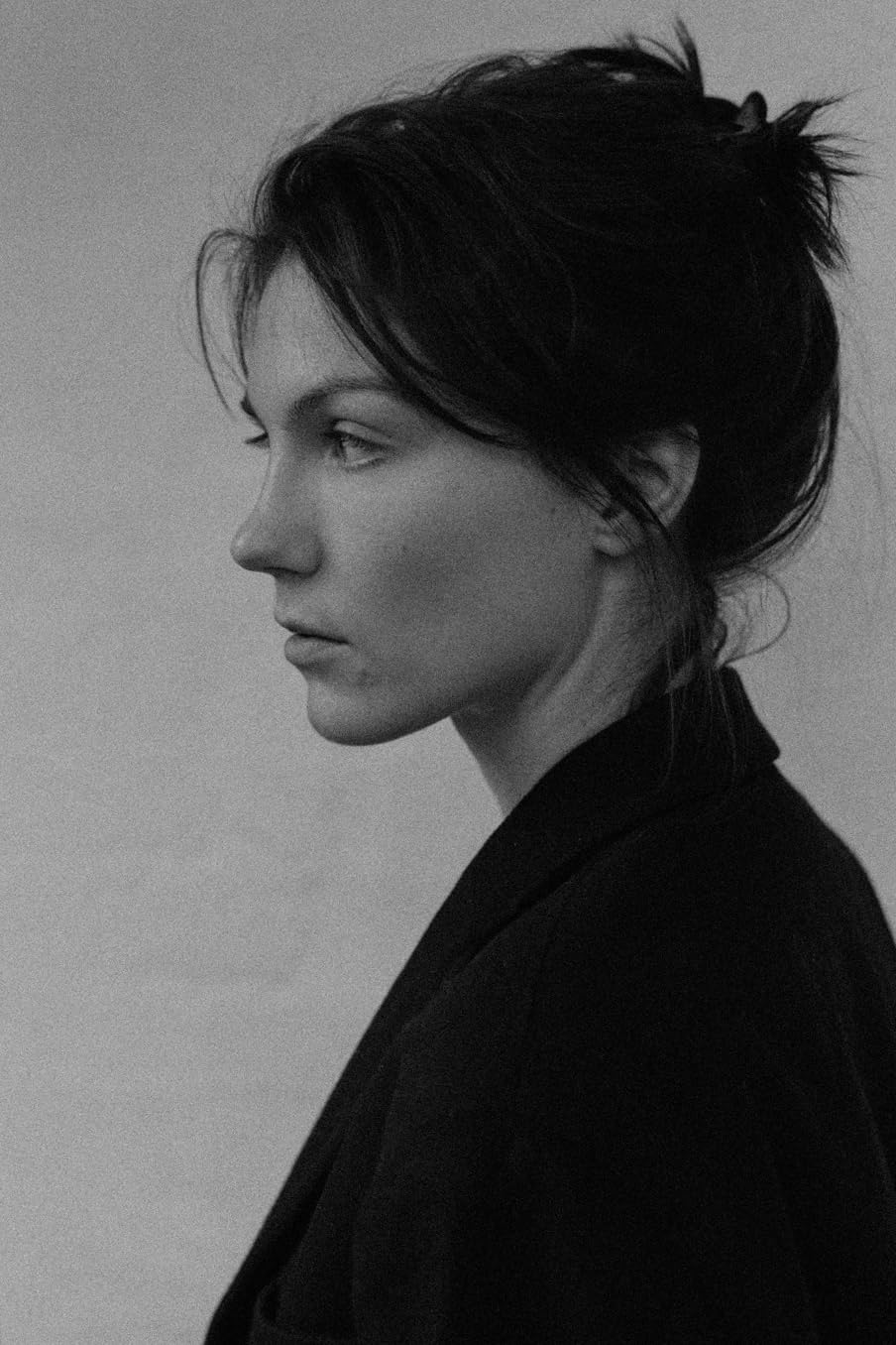 actor Zora Schiffer large photo