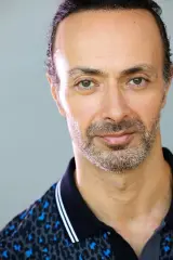 Pezh Maan
