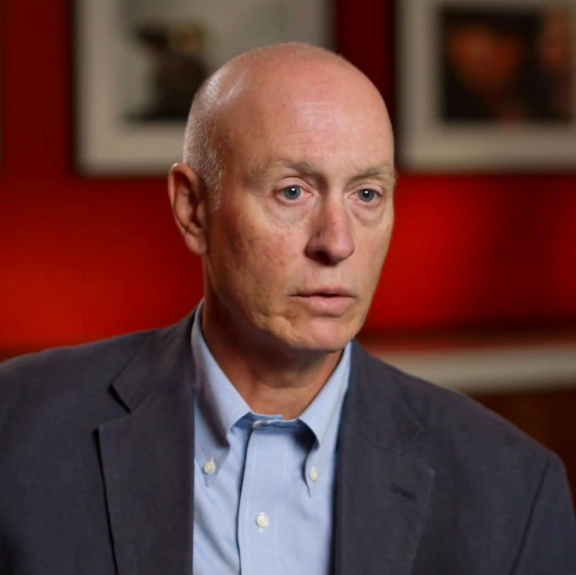 actor Dan Barry large photo