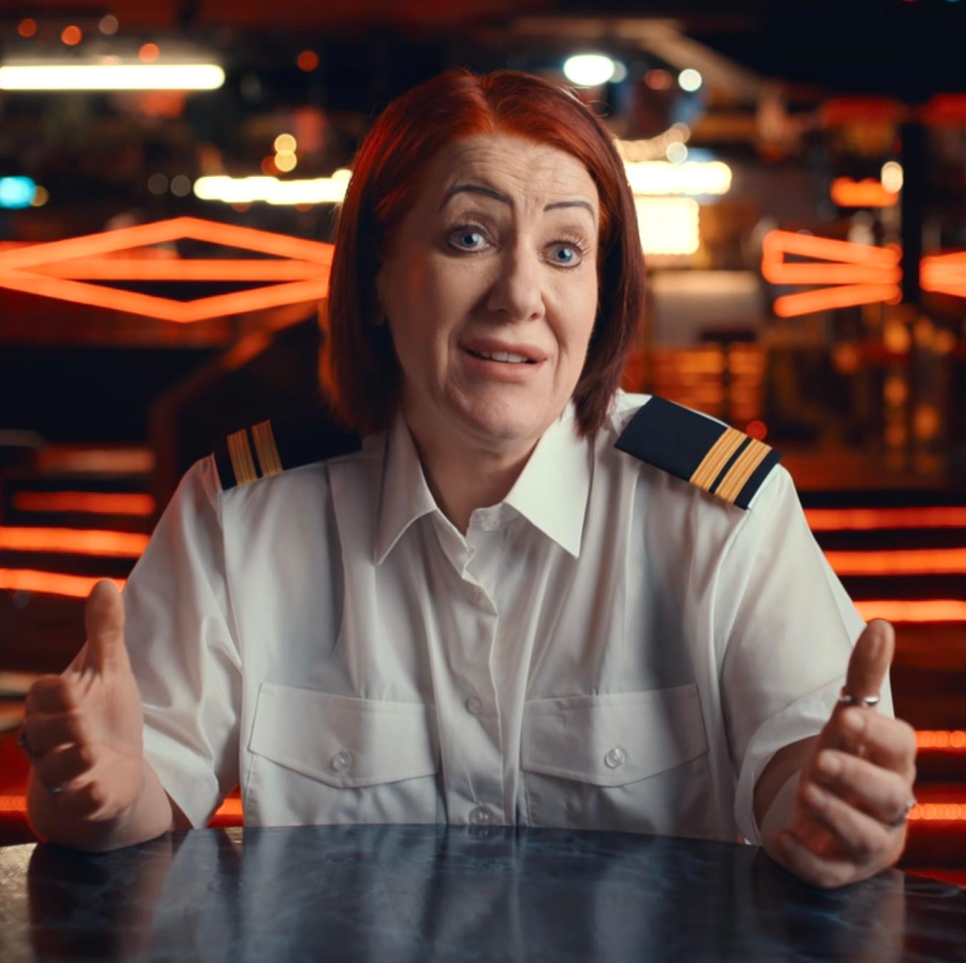 actor Jen Baxter large photo