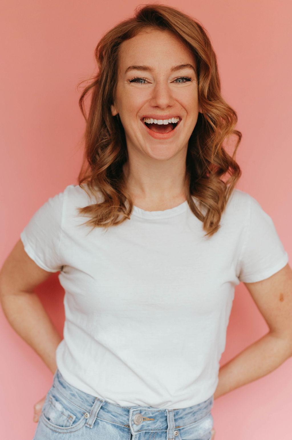 actor Lindsey Middleton large photo