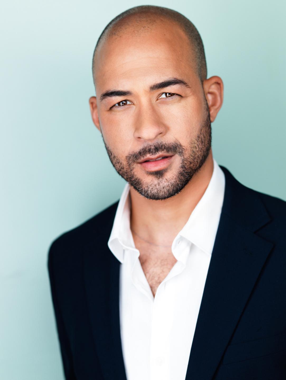 actor Miguel Fana large photo