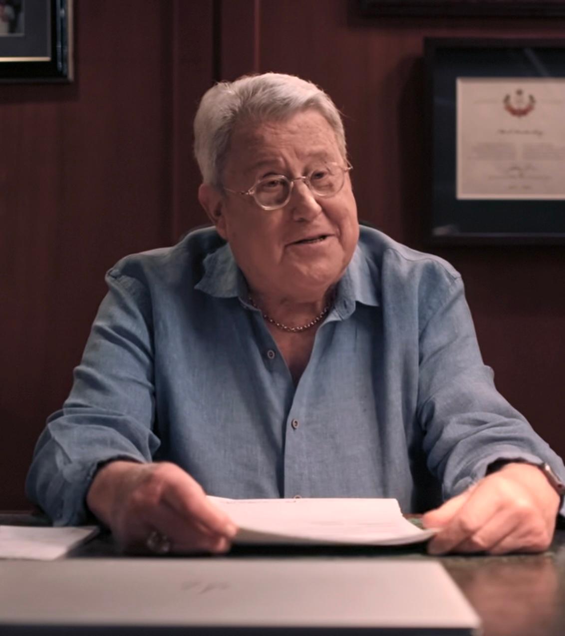 actor Mark Routtenberg large photo