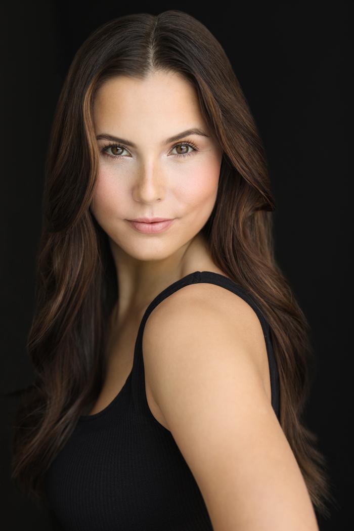 actor Zoe Fraser large photo