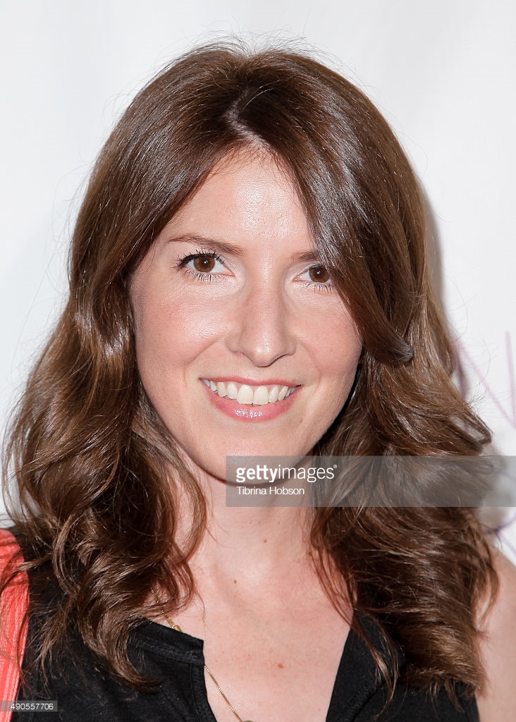 actor Erin Whitehead large photo