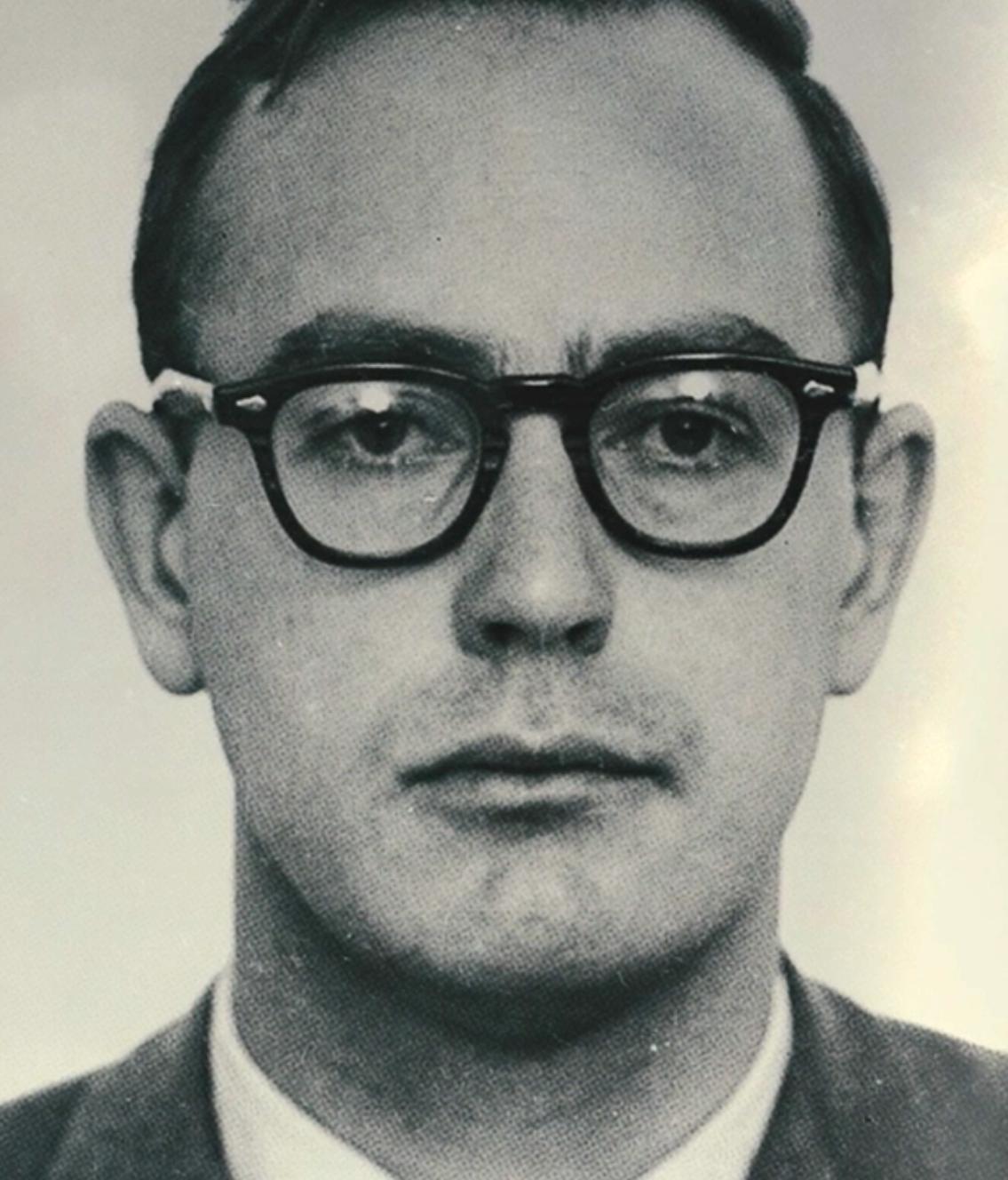 Earl Van Best Jr.