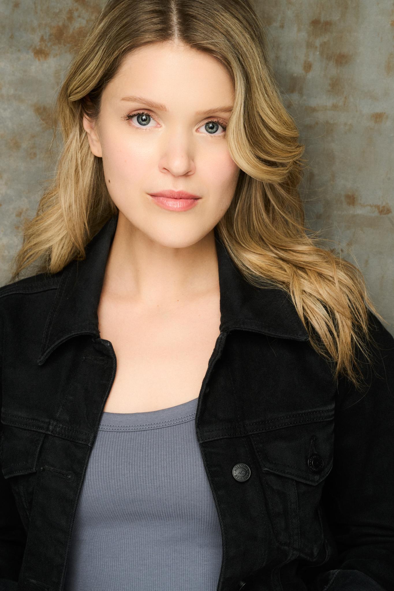 actor India Jarvis large photo