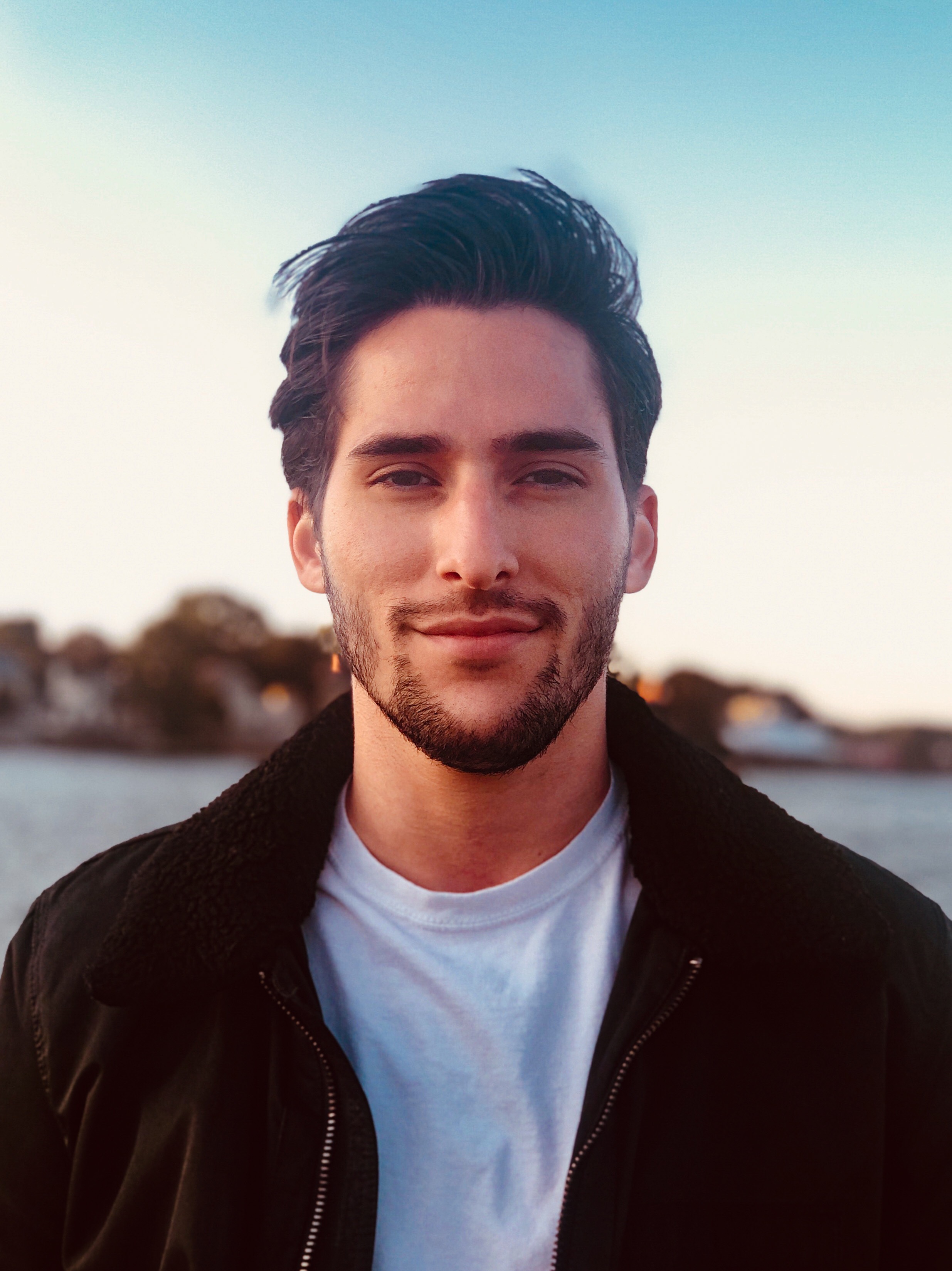 actor Mike Mazzilli large photo