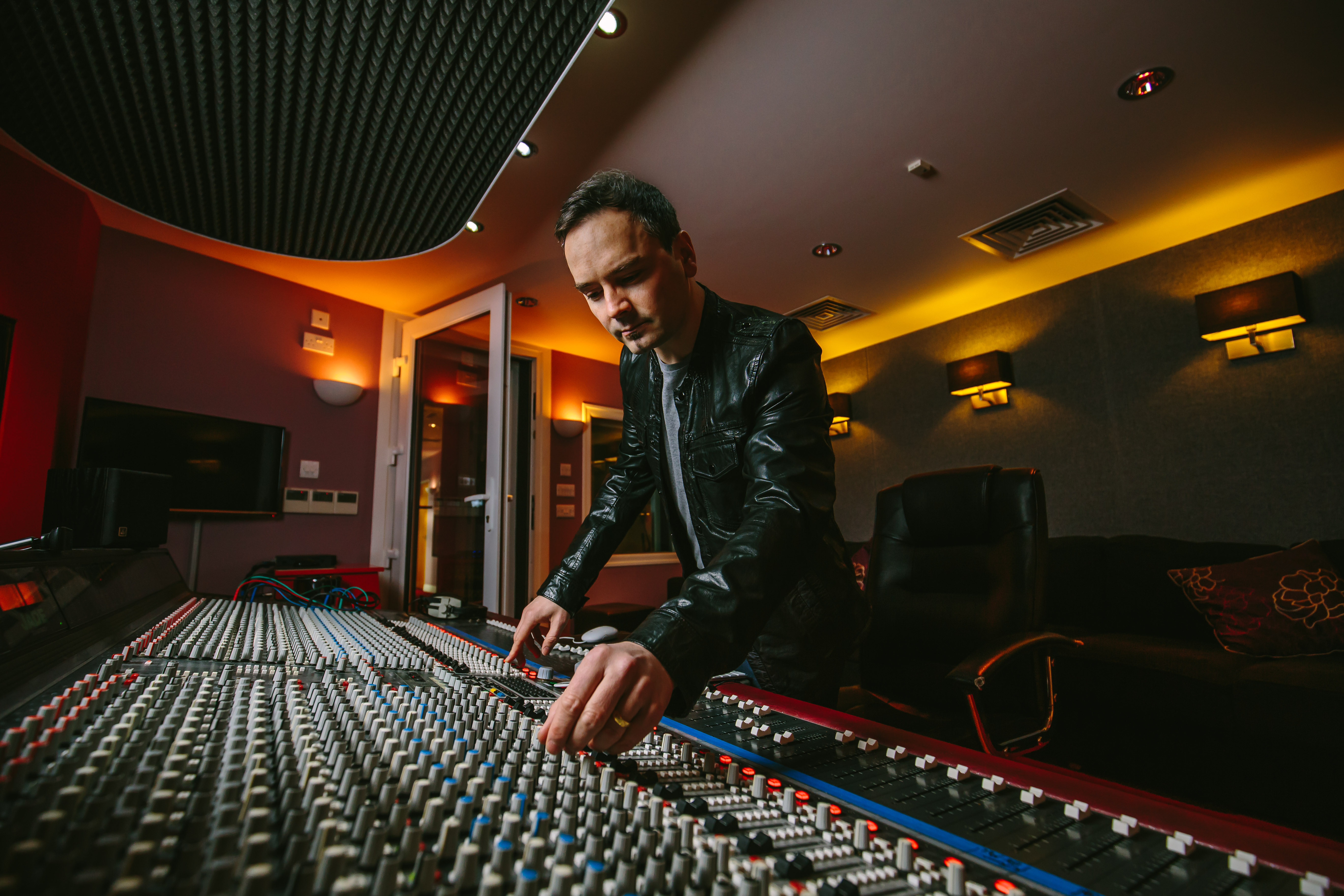 actor Marcus Byrne large photo