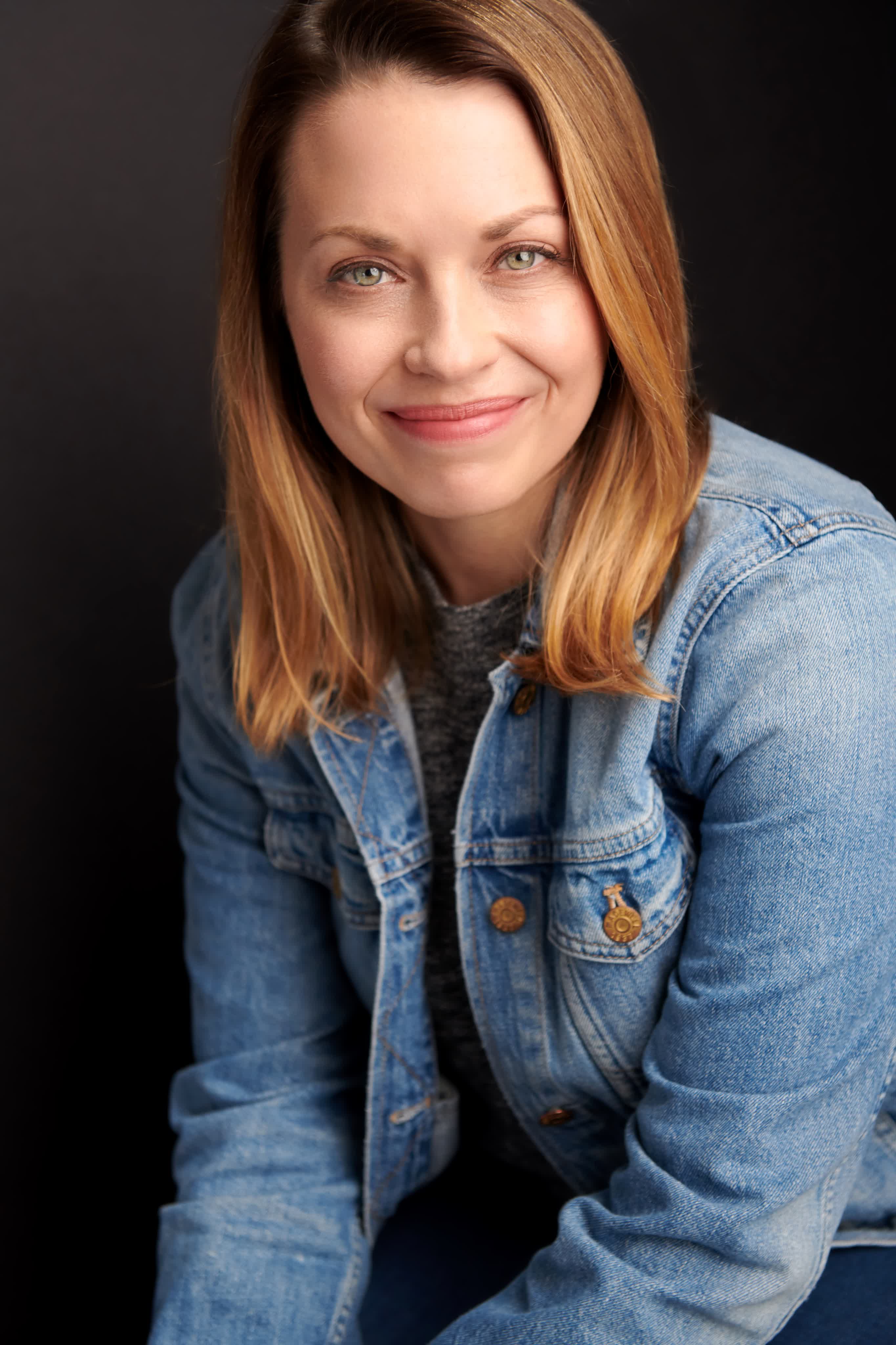 actor Kelly Trumbull large photo