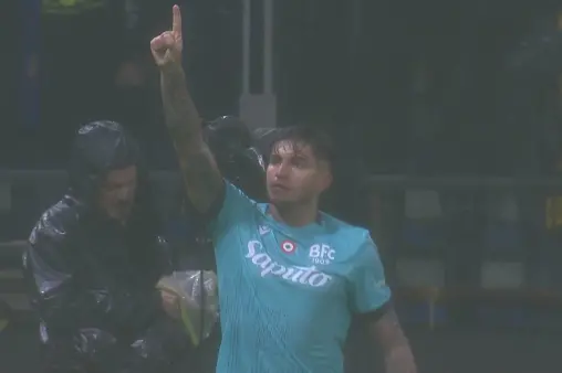 [Goal] Brace! Castro scores in chaos to turn the game around