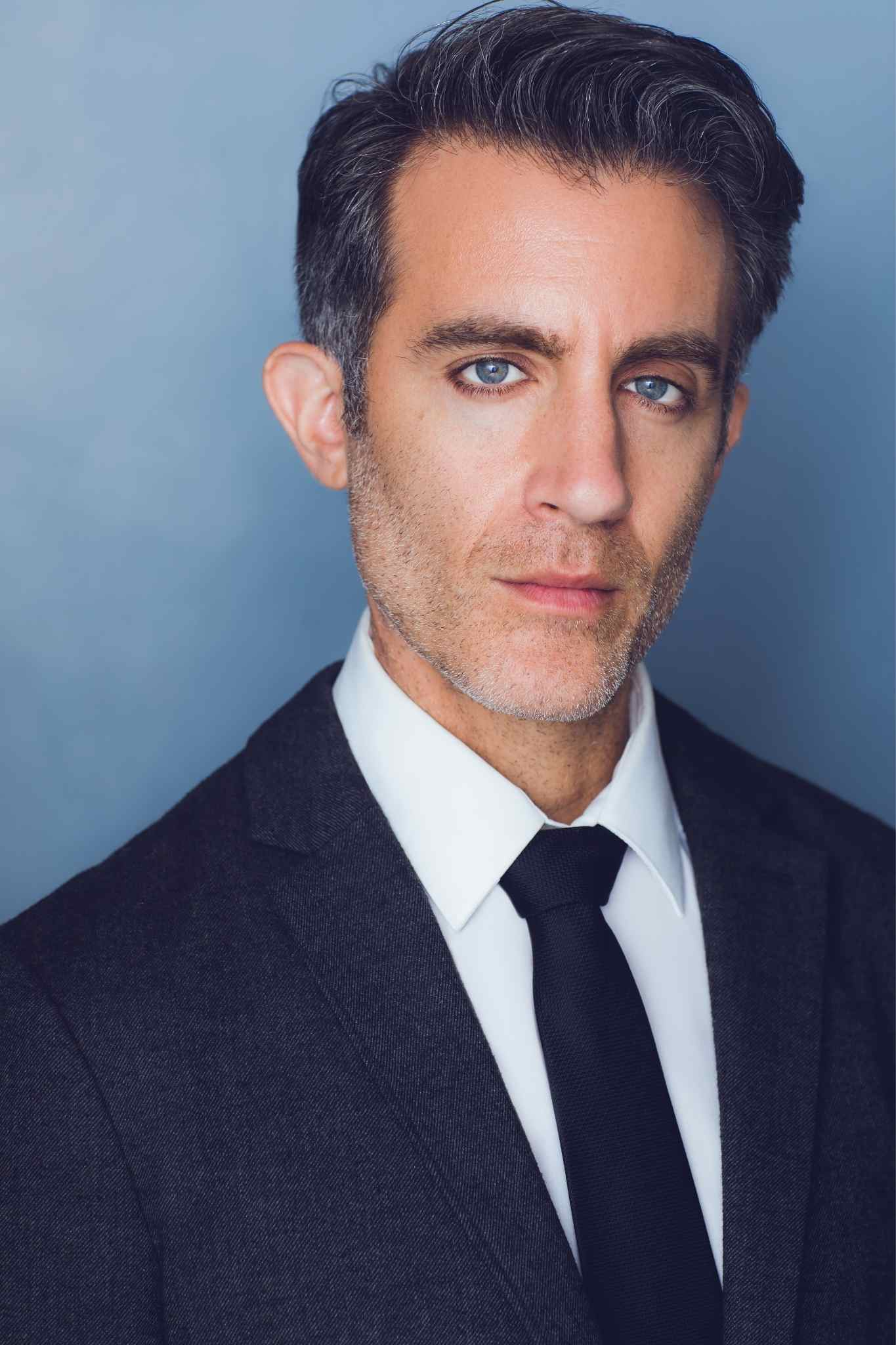 actor Peter Alexandrou large photo