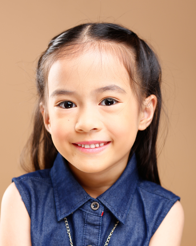 actor Yesha Camile large photo