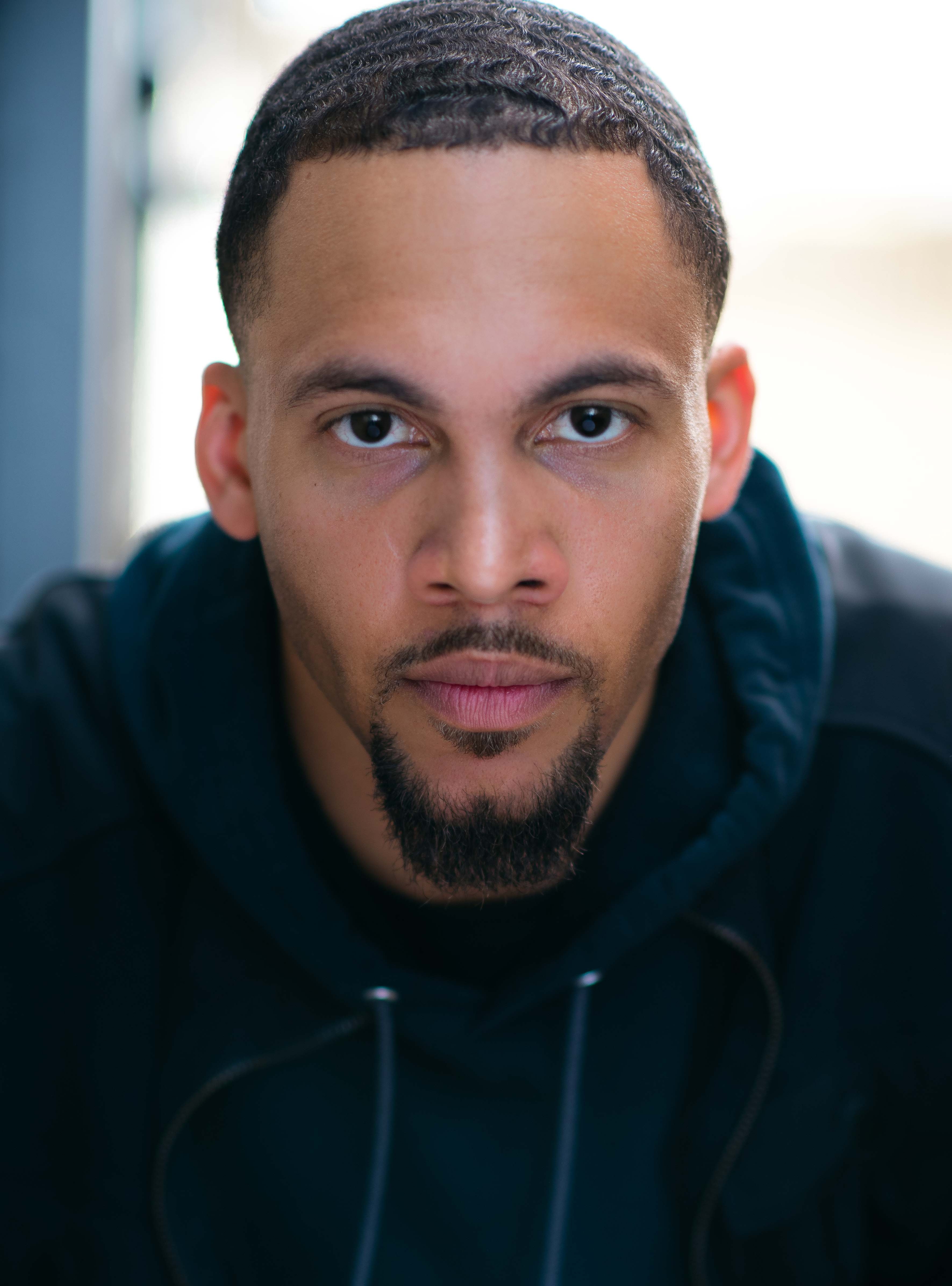 actor Aris Rogers II large photo