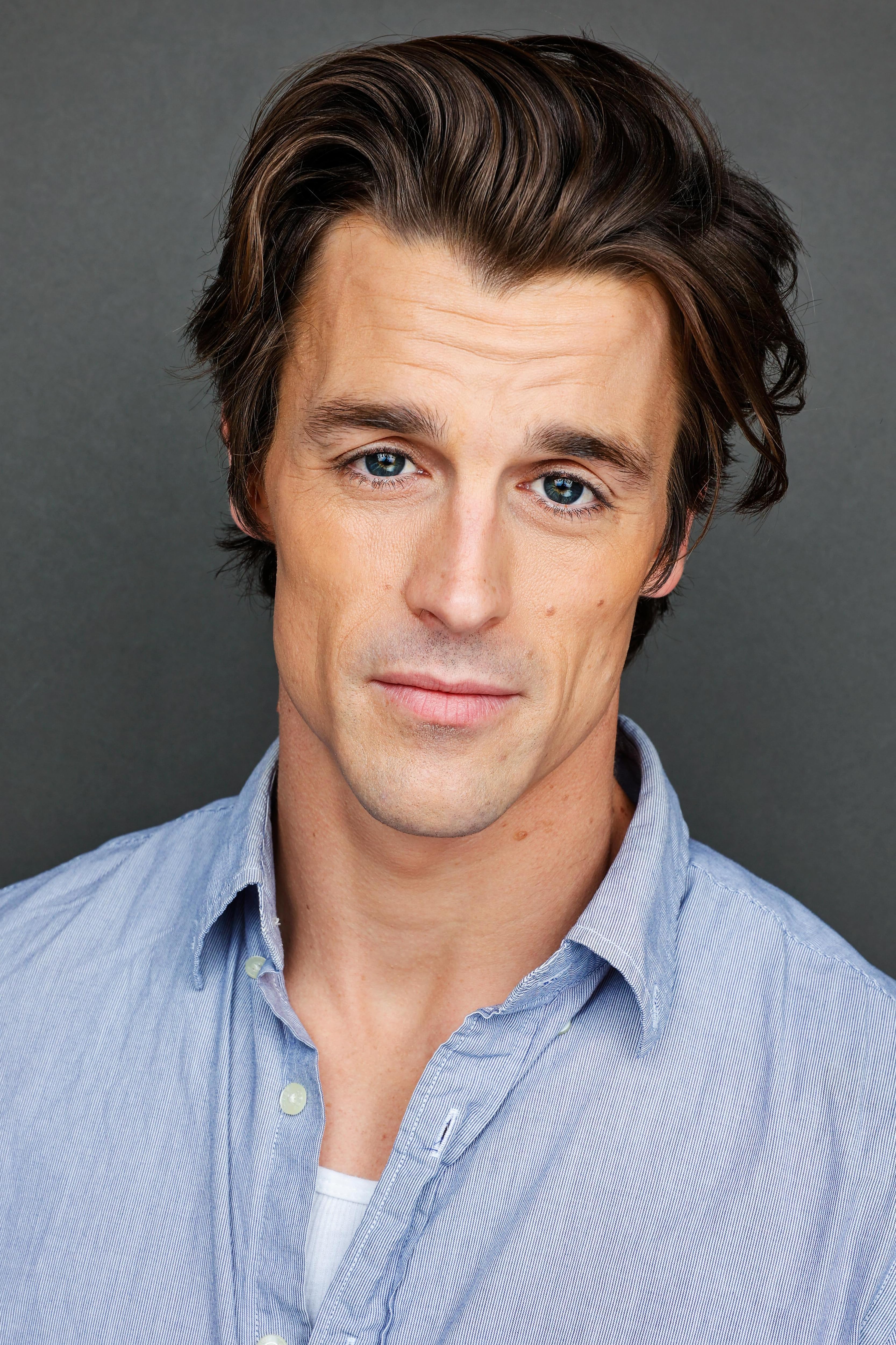 actor Michael Underhill large photo