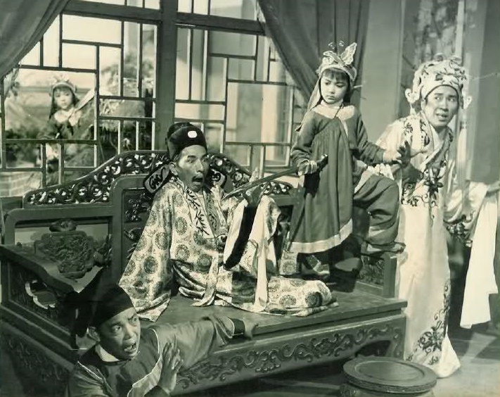 actor Chi Chou large photo