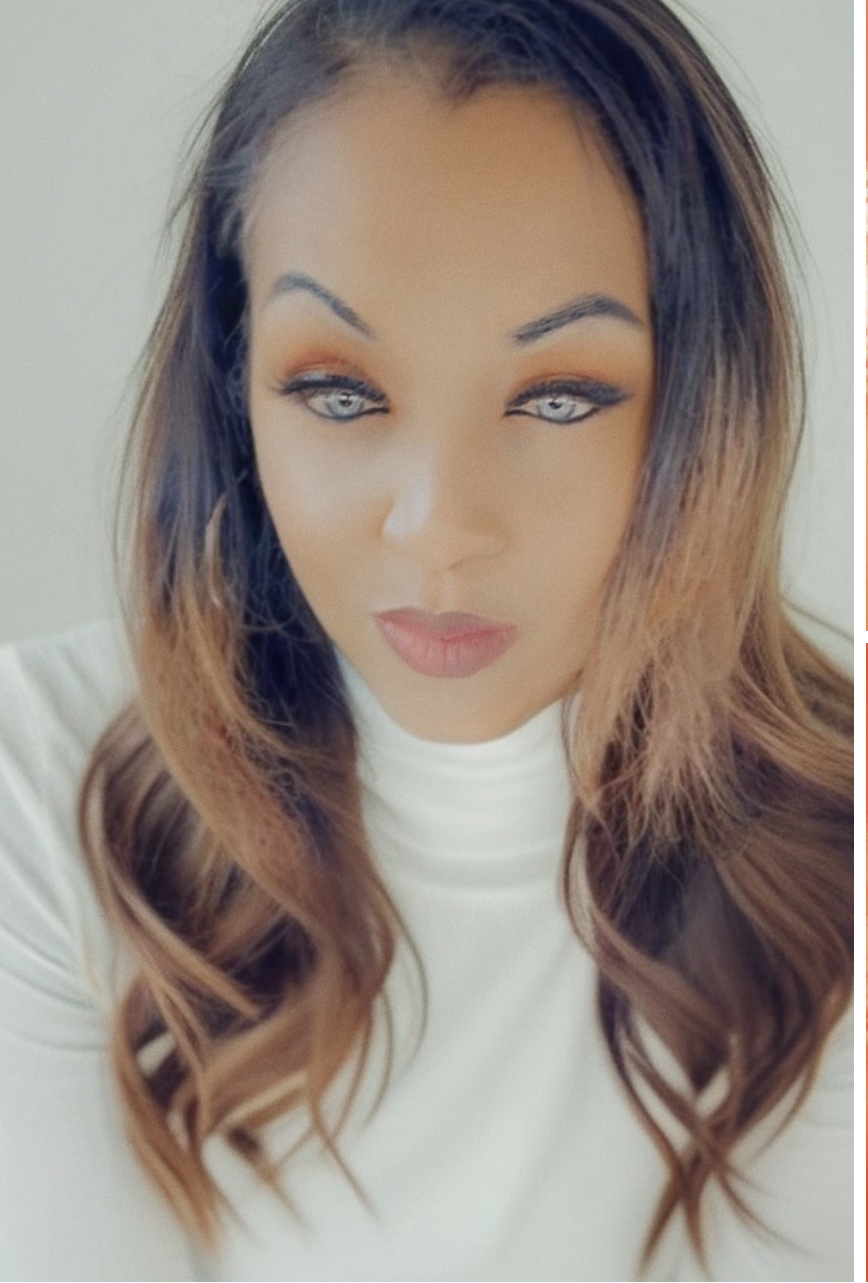 actor Aequila Smith large photo