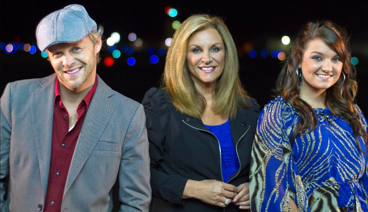 actor Amber Thompson large photo