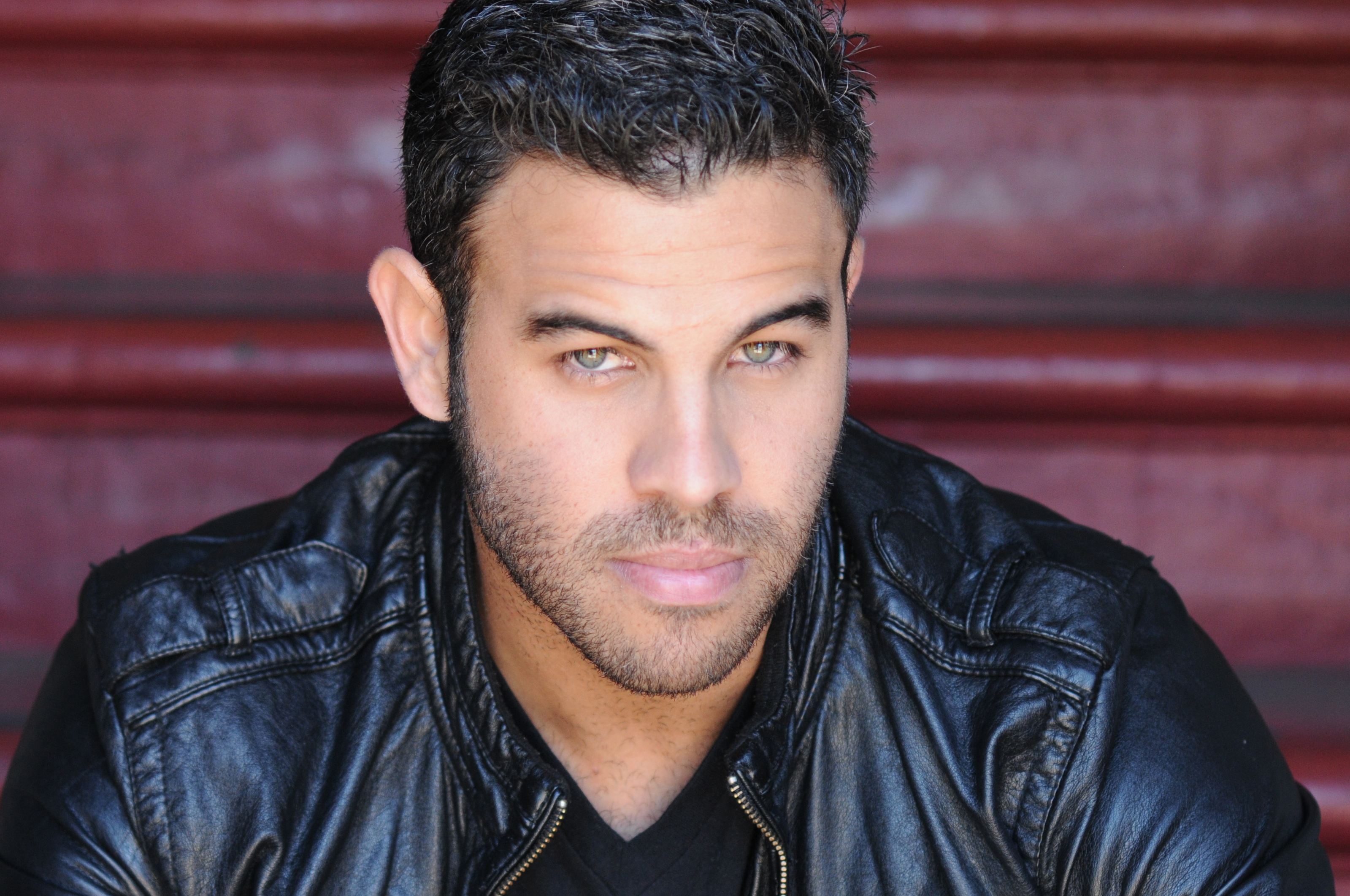 actor Lyduan Gonzalez large photo