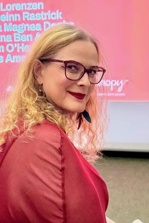 actor Arna Magnea Danks large photo