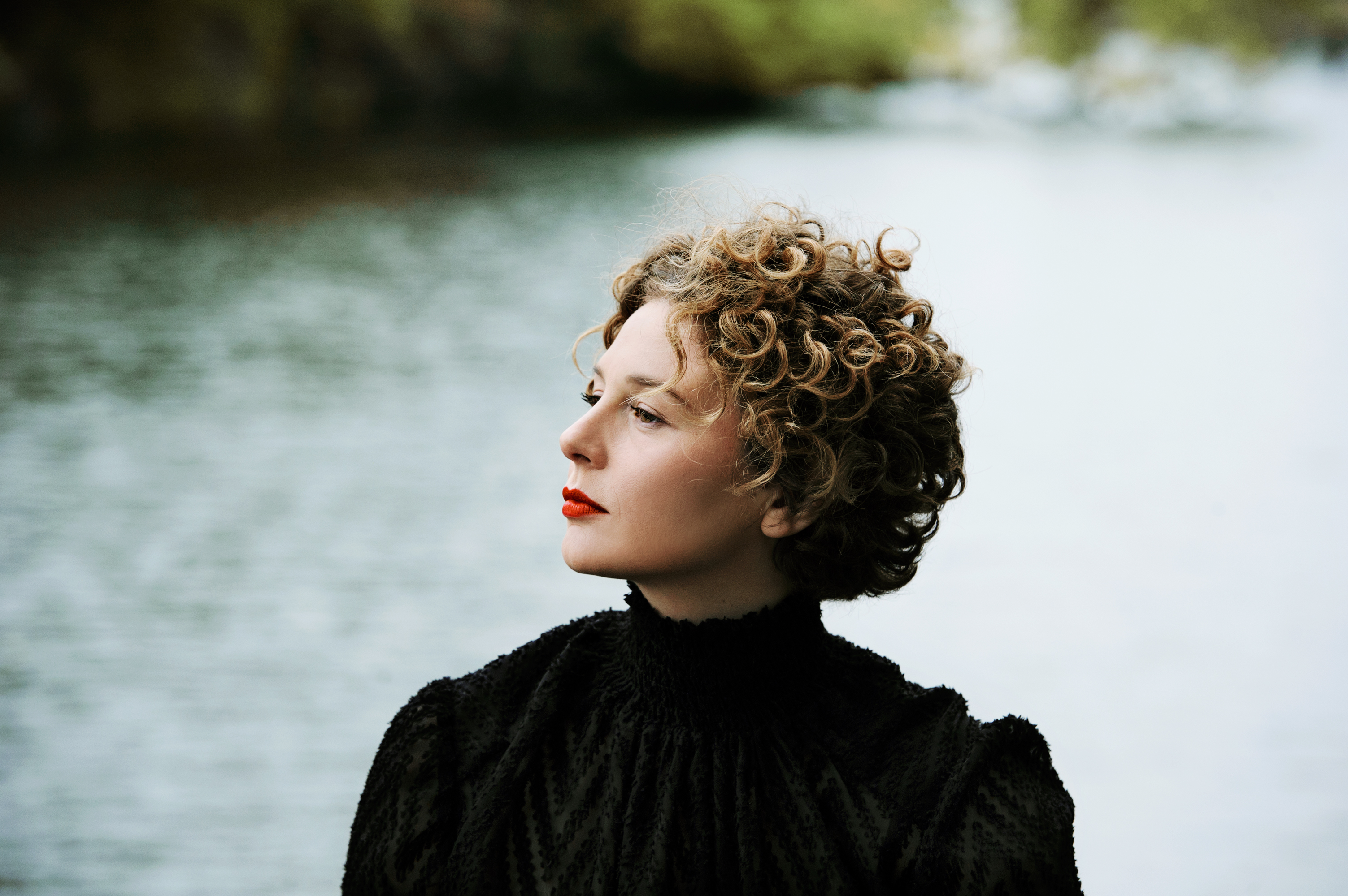 actor Anna Maria Sturm large photo