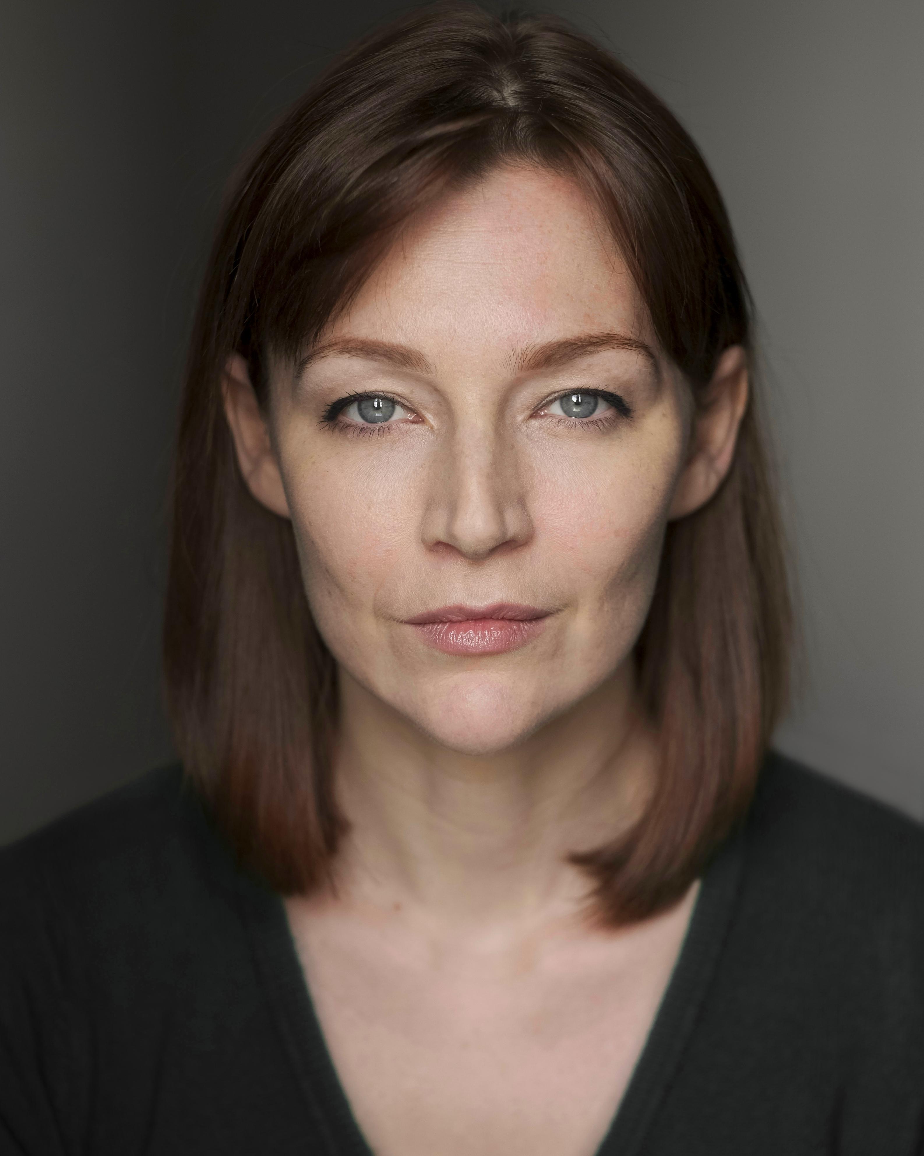 actor Miranda Benjamin large photo