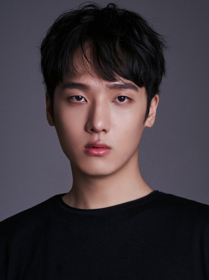 Kang Yi-suk