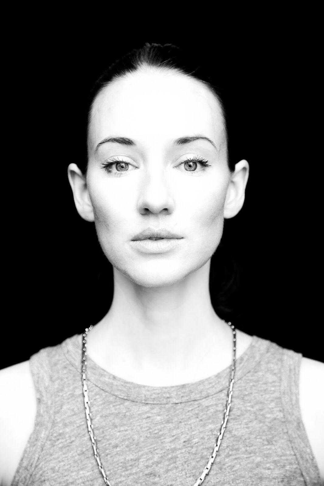 actor Elizabeth A. Davis large photo