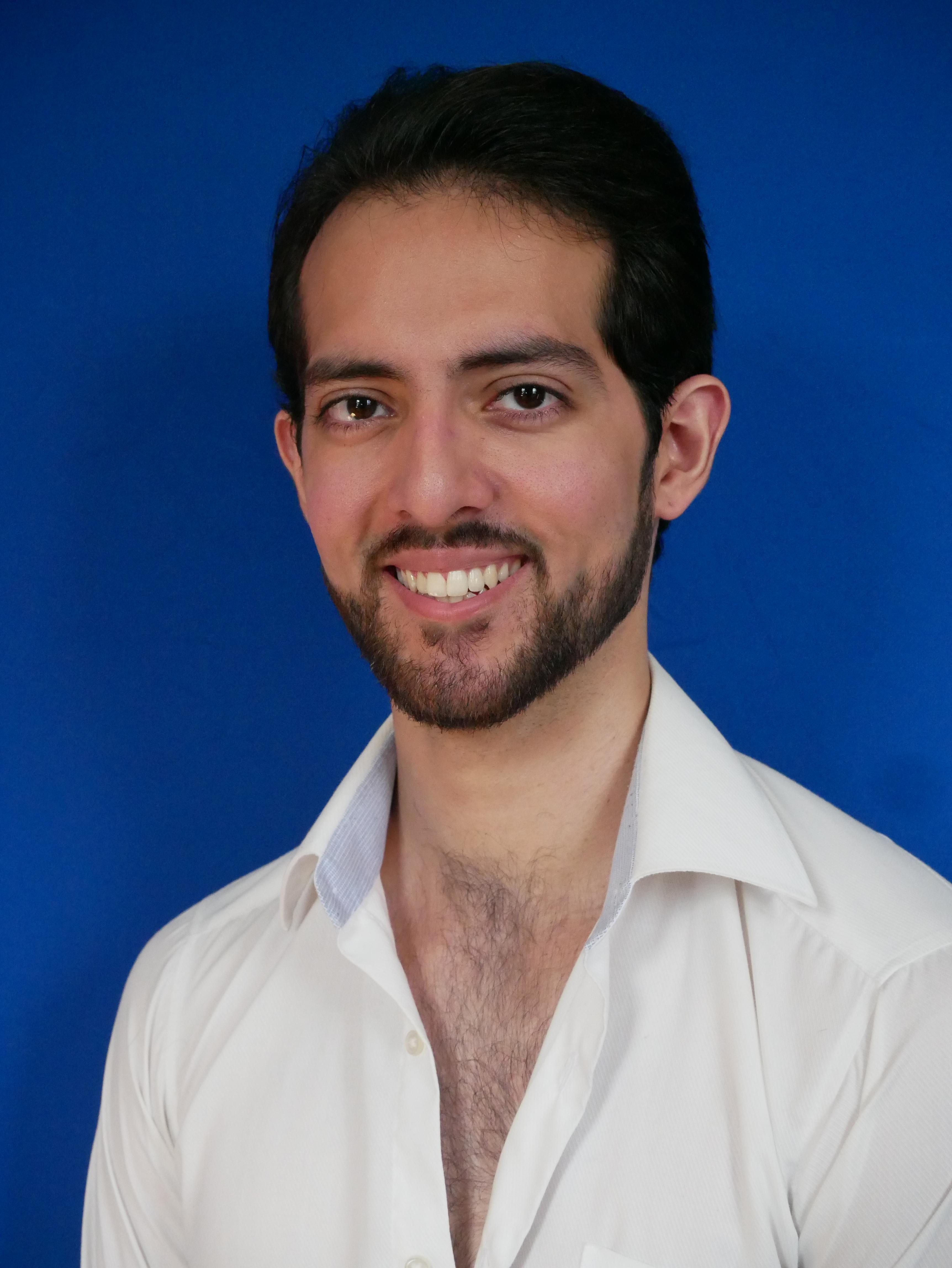 actor Alex Ramos Alvarez large photo