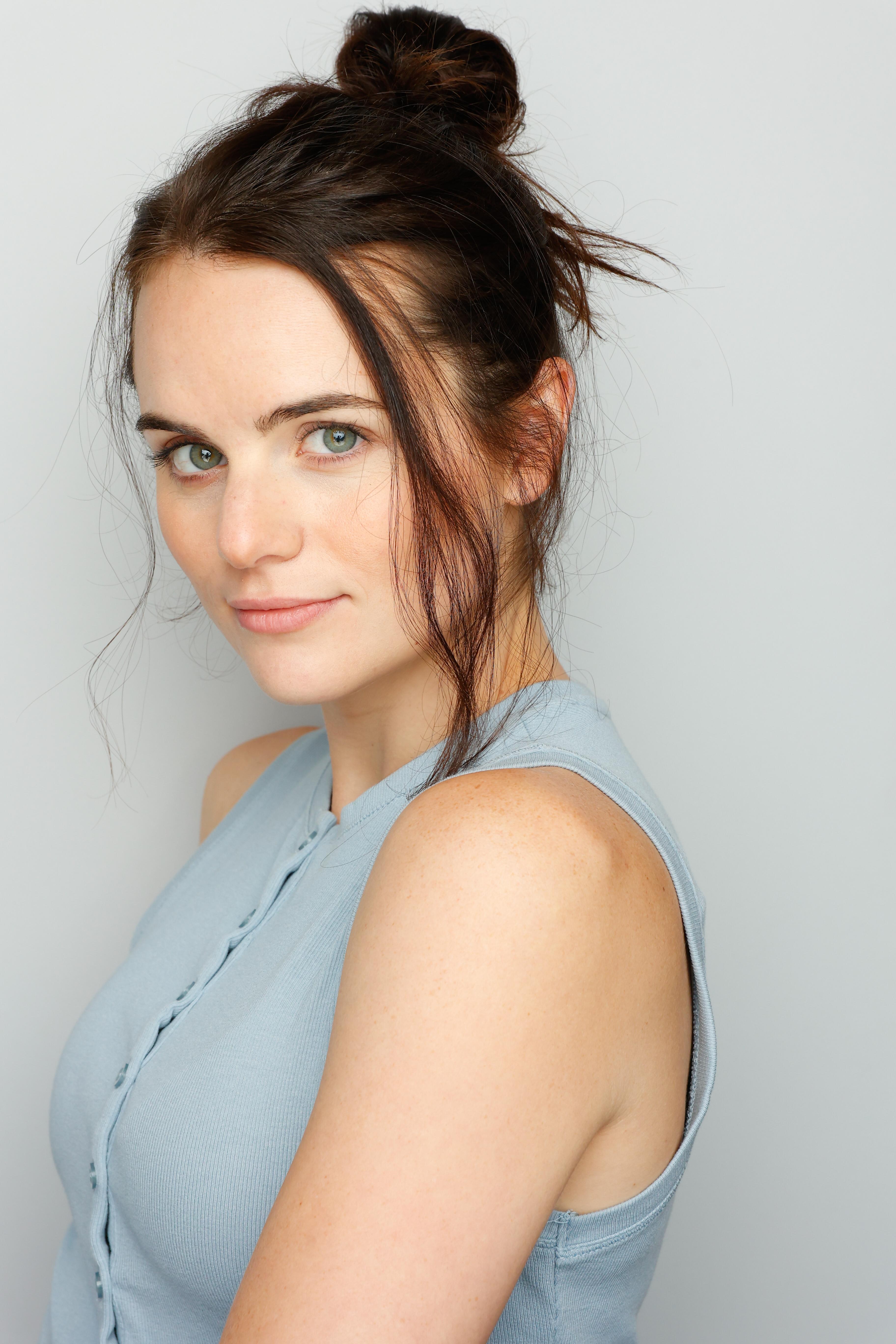 actor Maddie Lee large photo