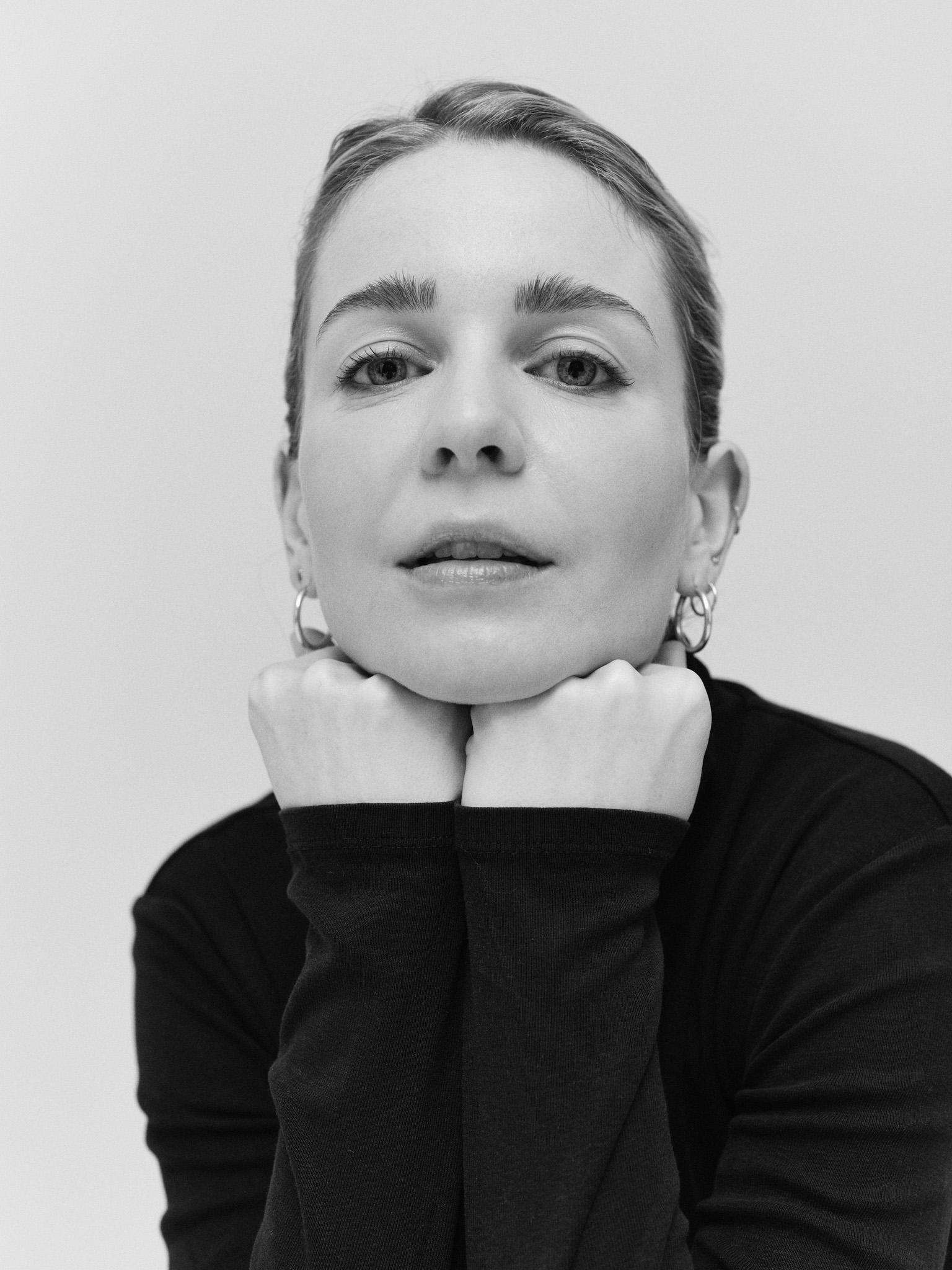 actor Gabrielle Labadie large photo