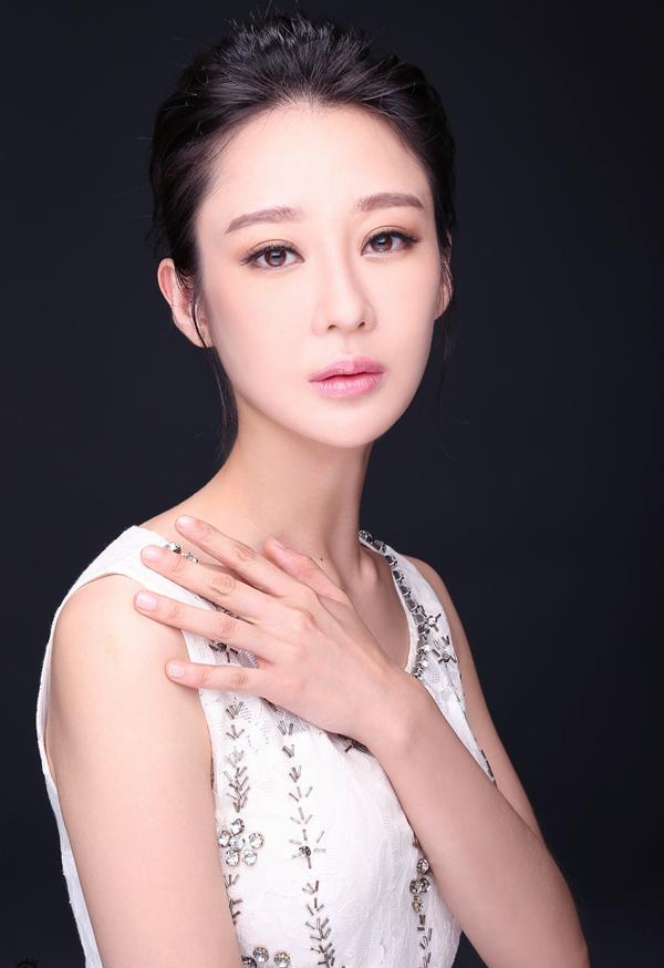 actor Luhan Tian large photo