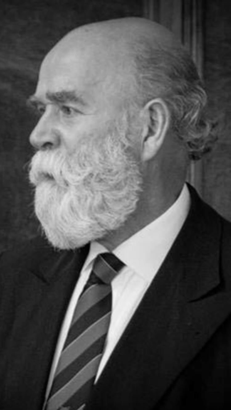 actor Degnan Geraghty large photo