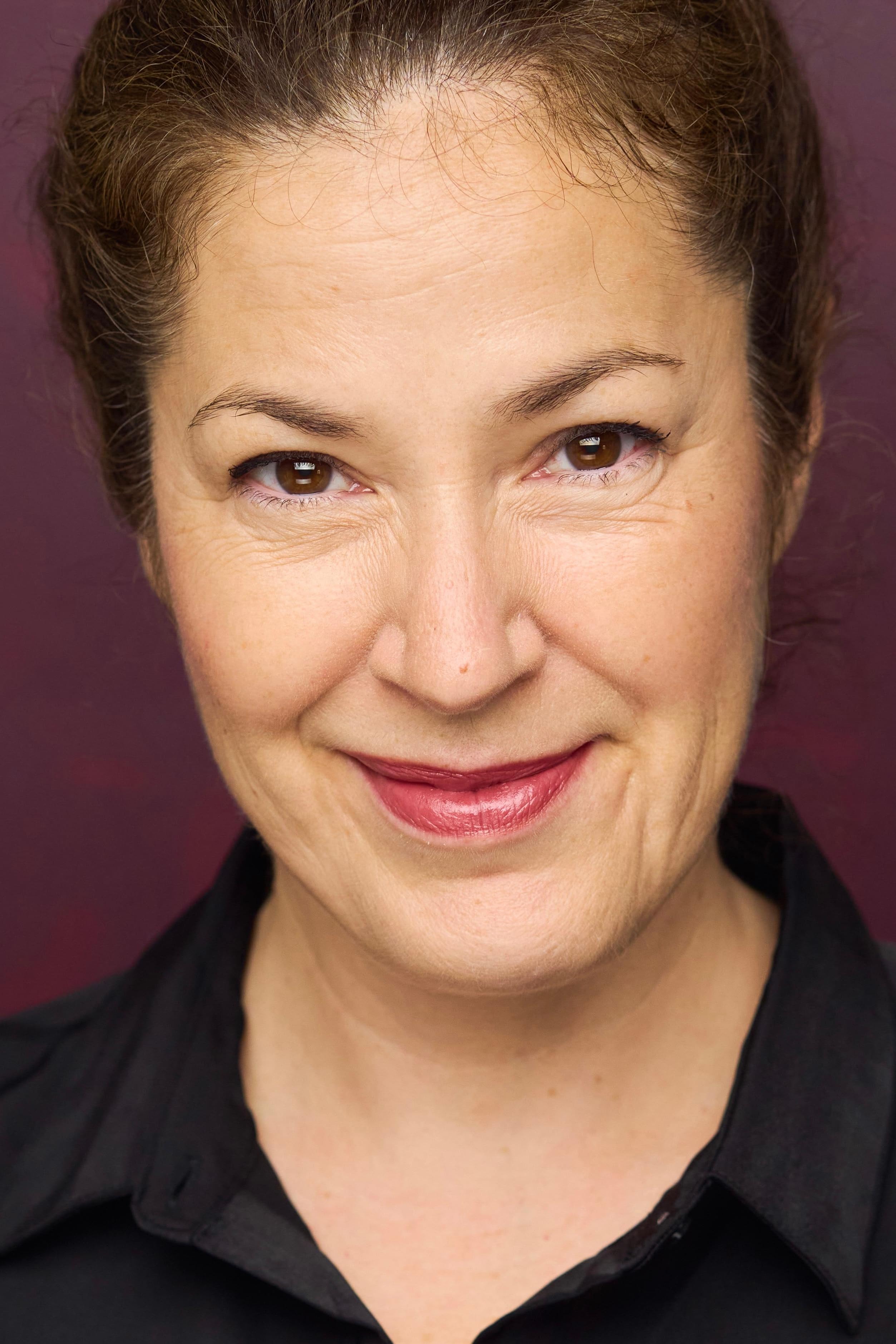 actor Tiffany Esteb large photo