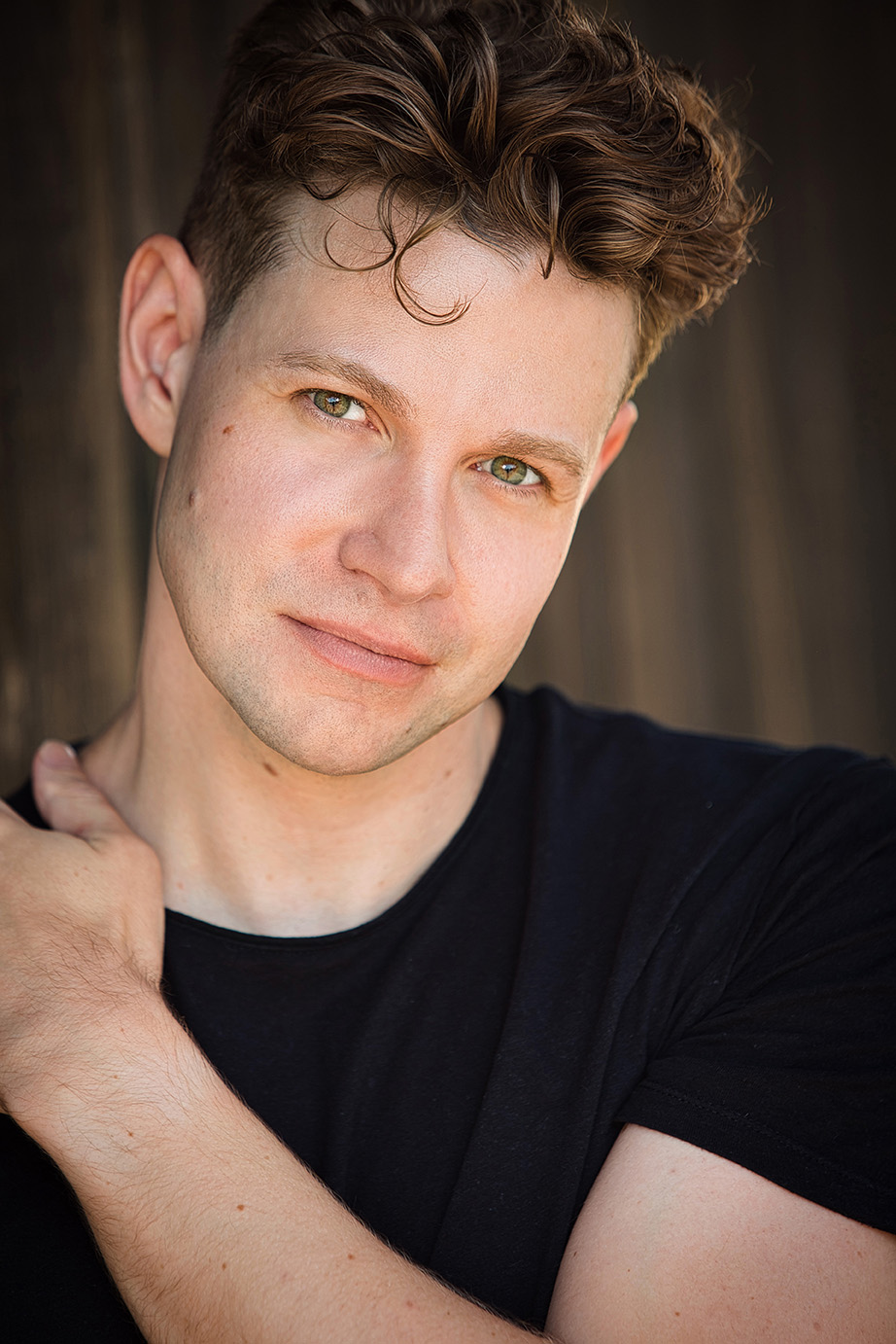 actor Sean Mandell large photo