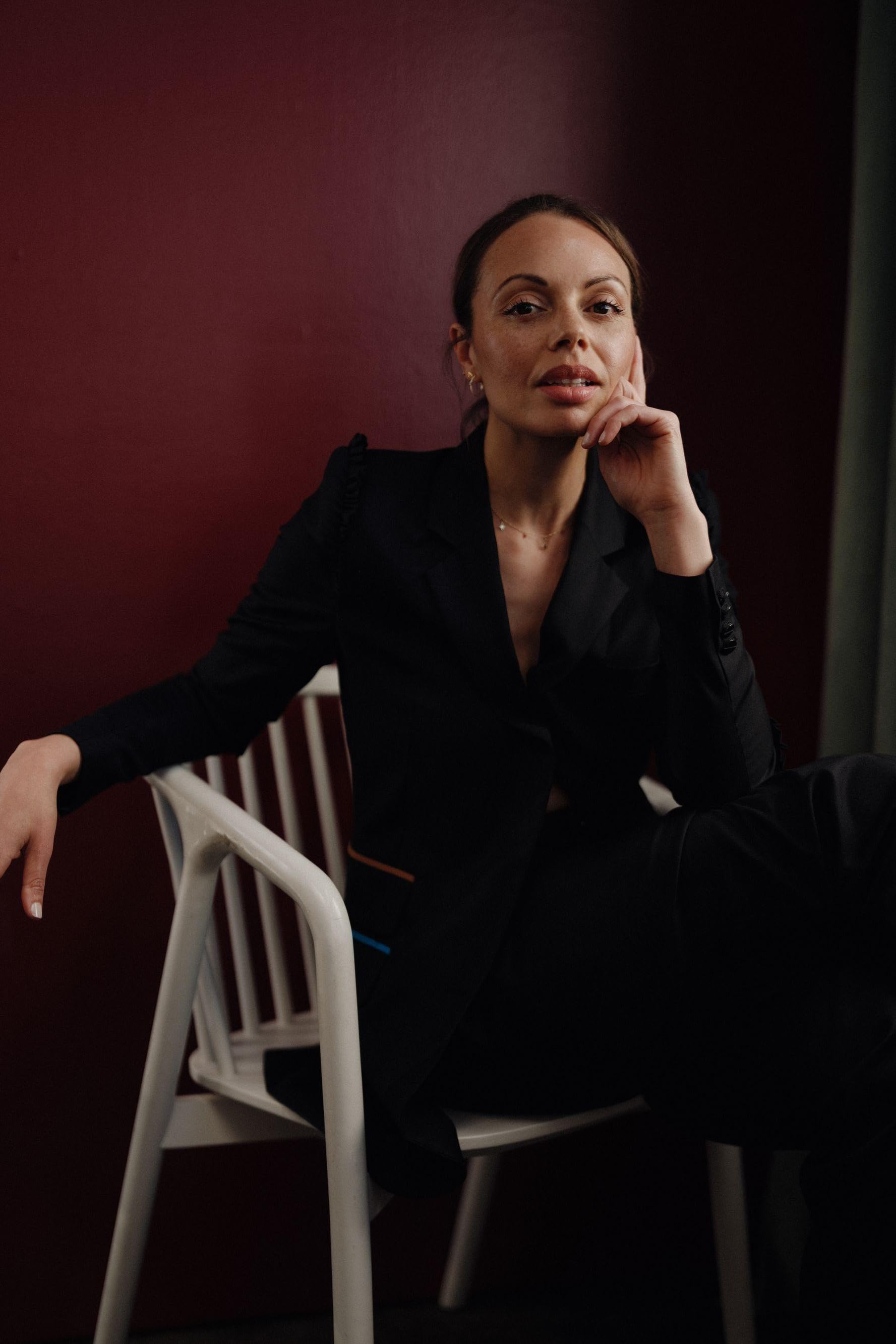 actor Alicia Charles large photo