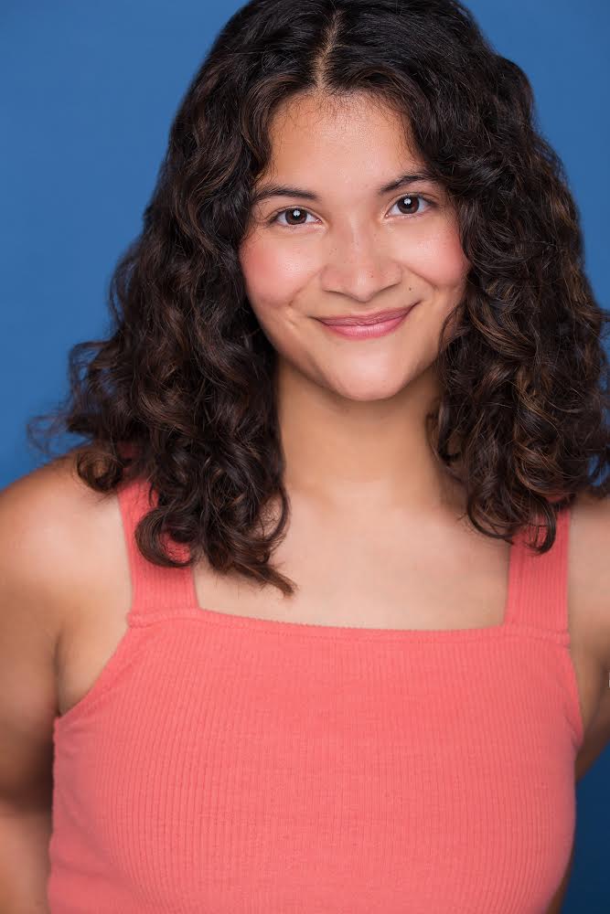 actor Geanna Funes large photo