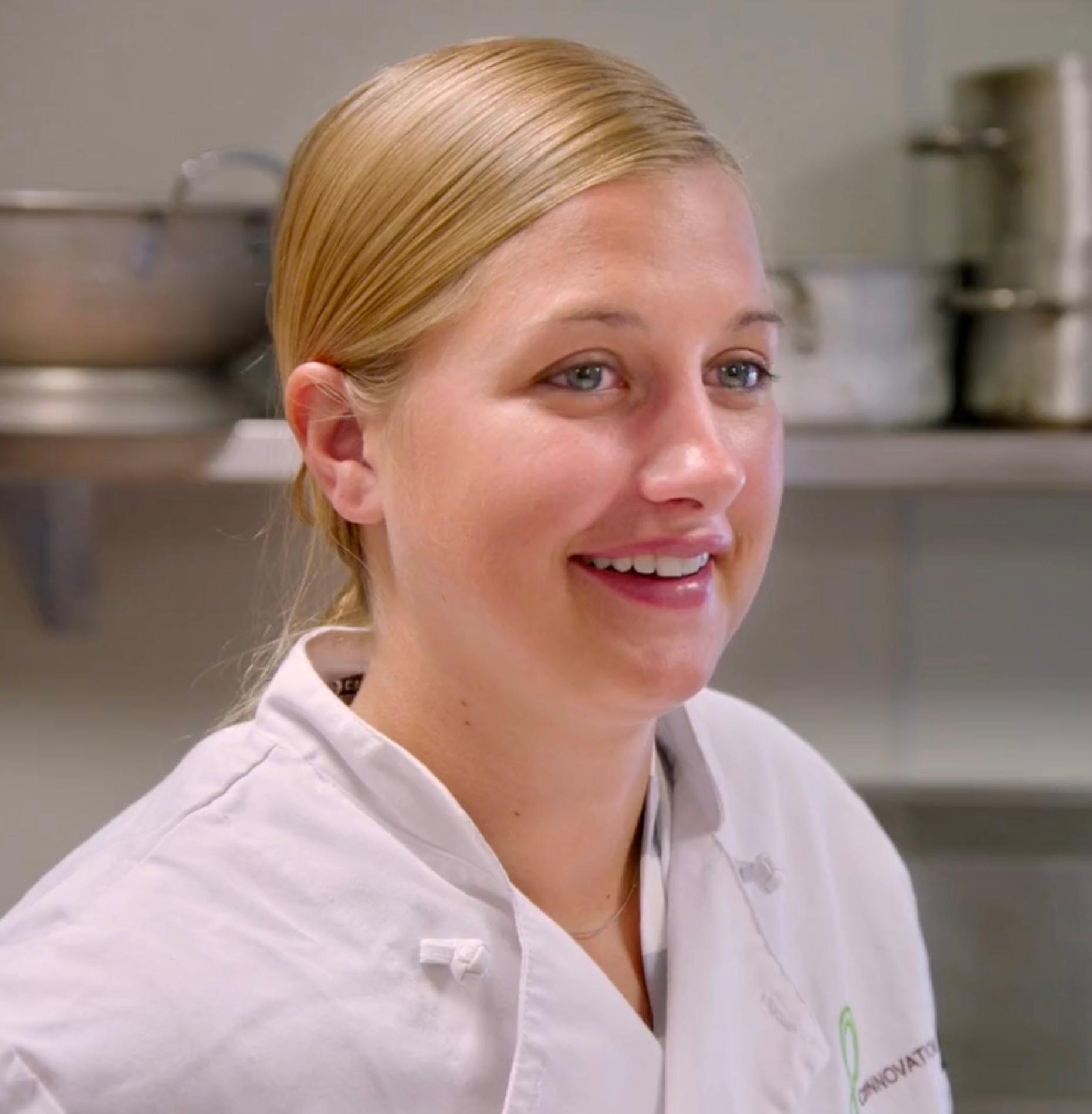 actor Betty Kaufman large photo