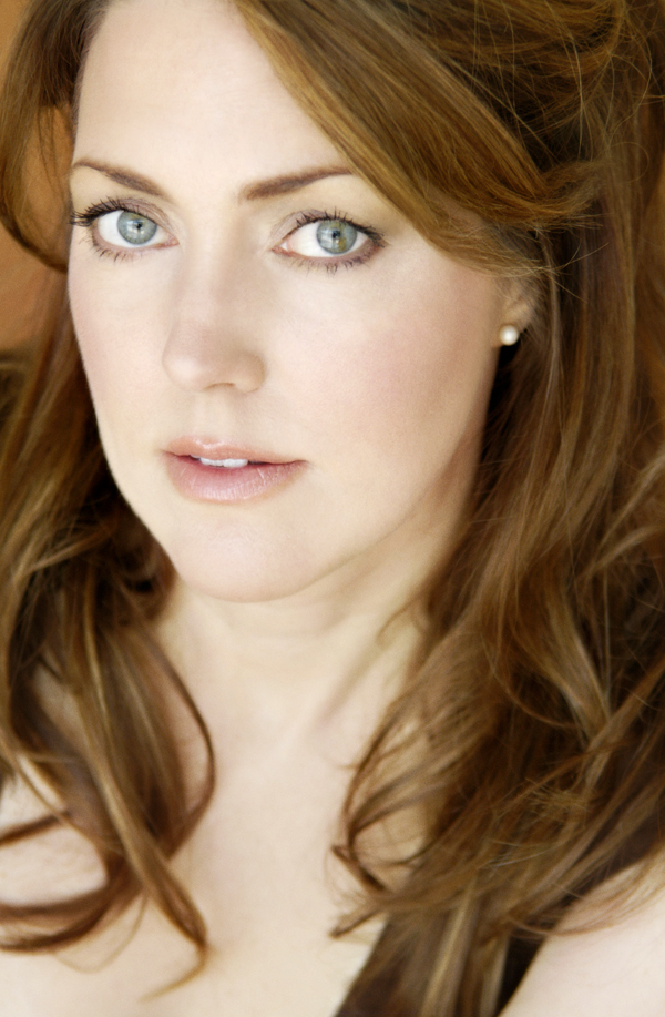 actor Sandra Barlow large photo