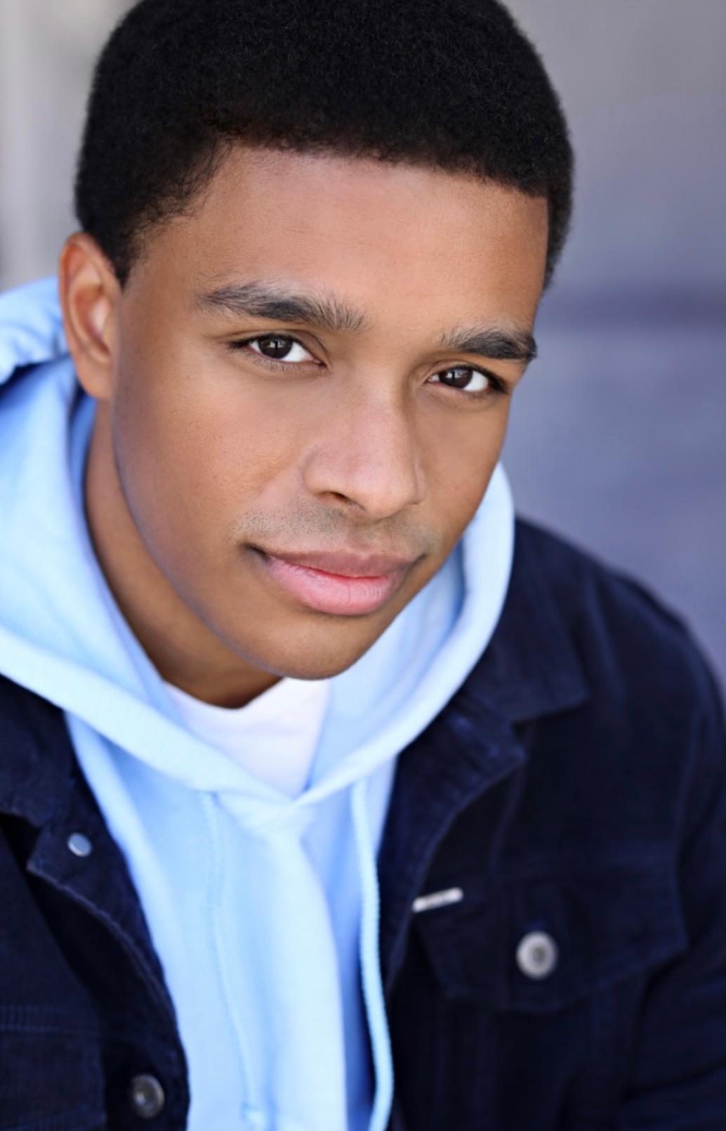 actor Jean Lamarre large photo