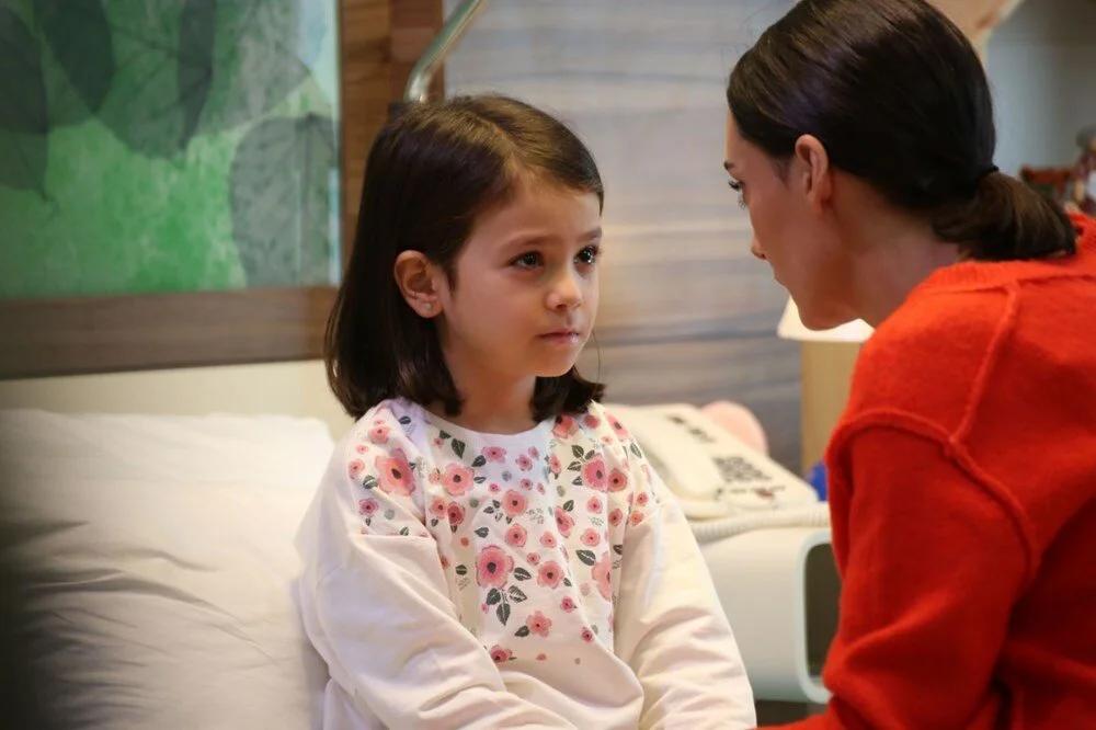 actor Gökçen Bilge Çiftçi large photo