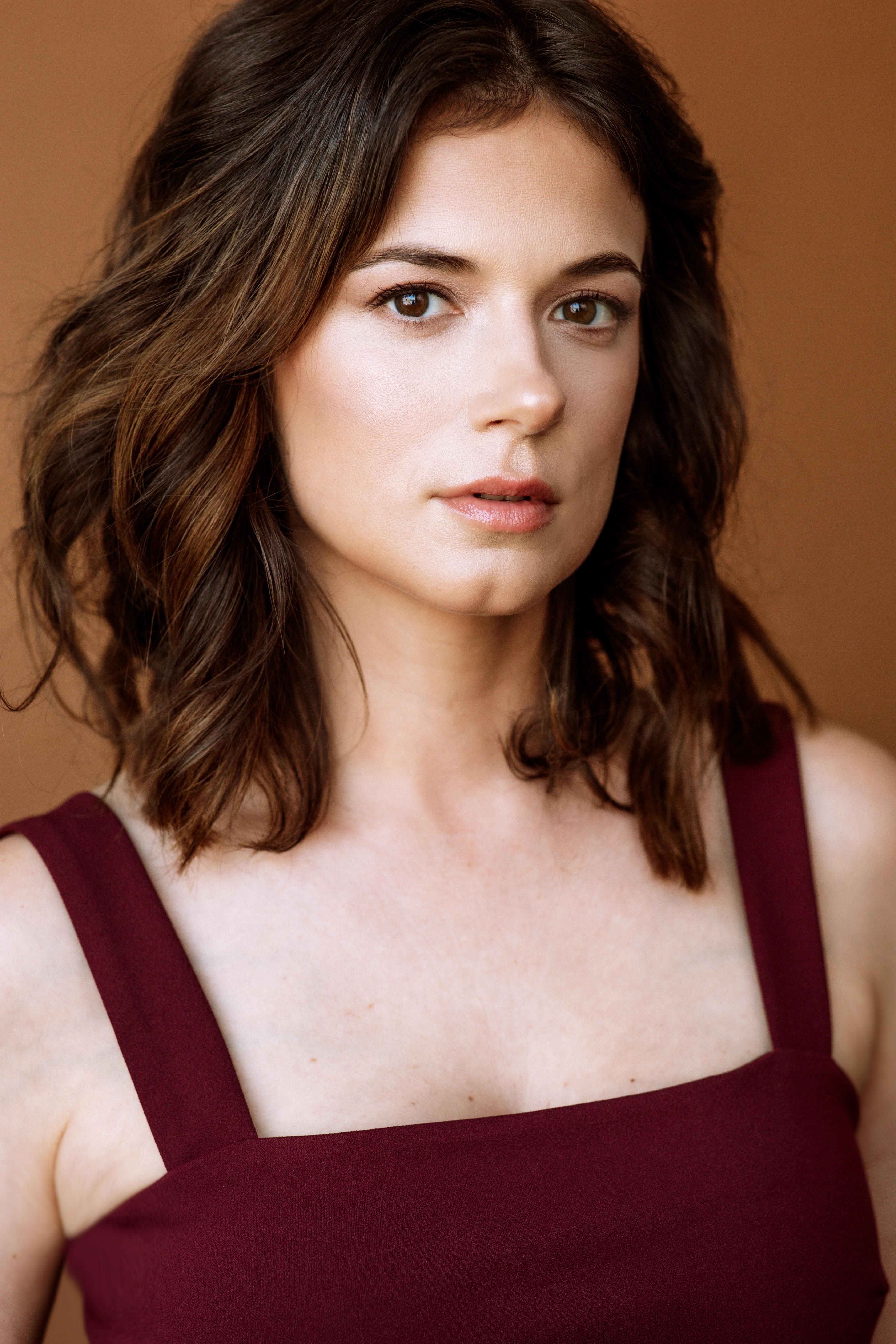 actor Ashley Lang large photo