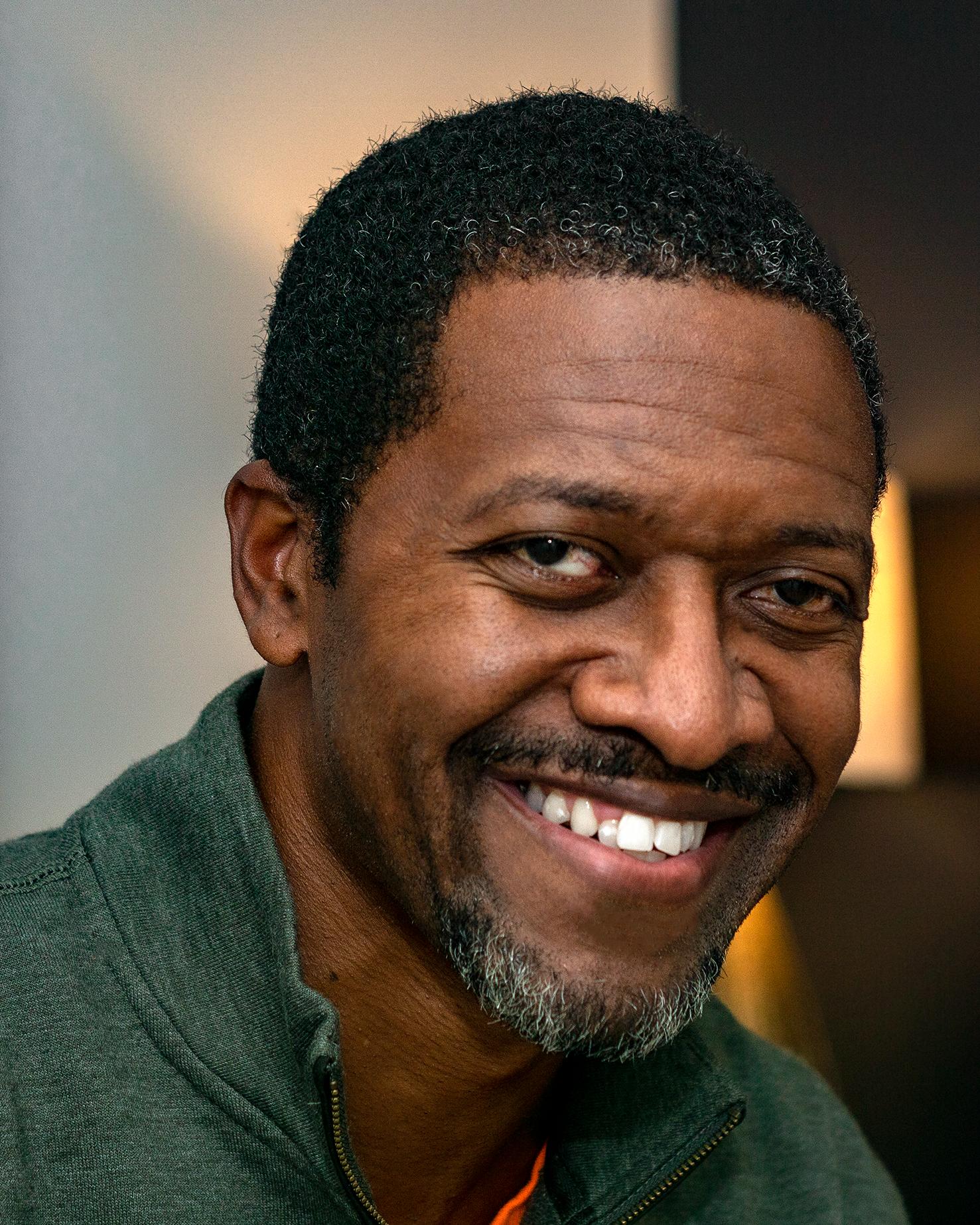 actor T. Dion Burns large photo